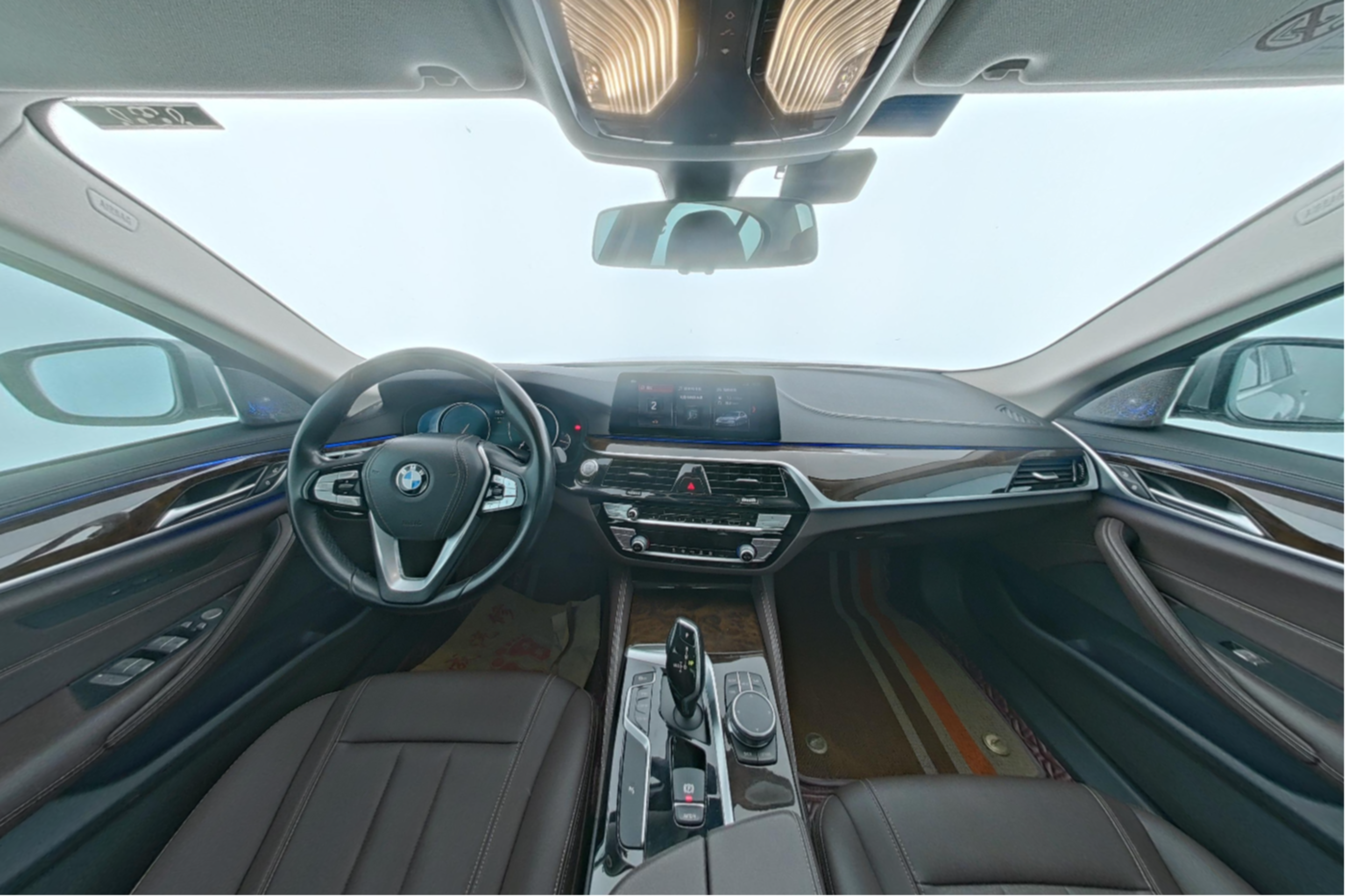 BMW 5 Series 2018 — фото 9