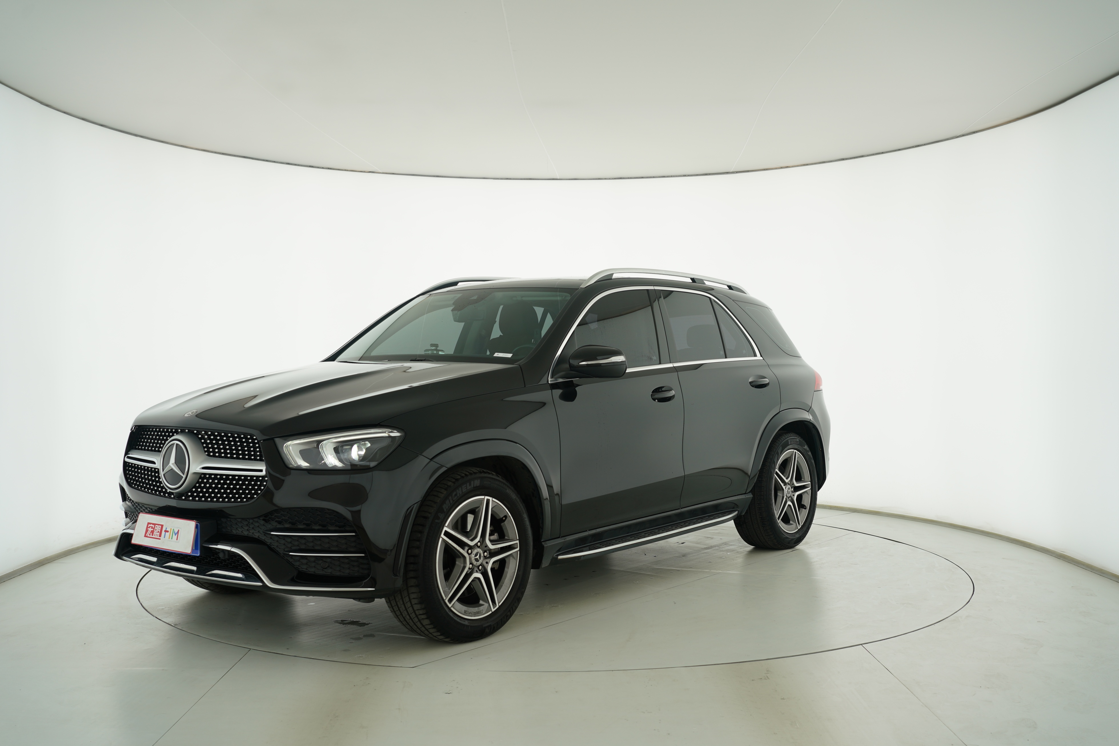 Mercedes Benz GLE 2021 — фото 1