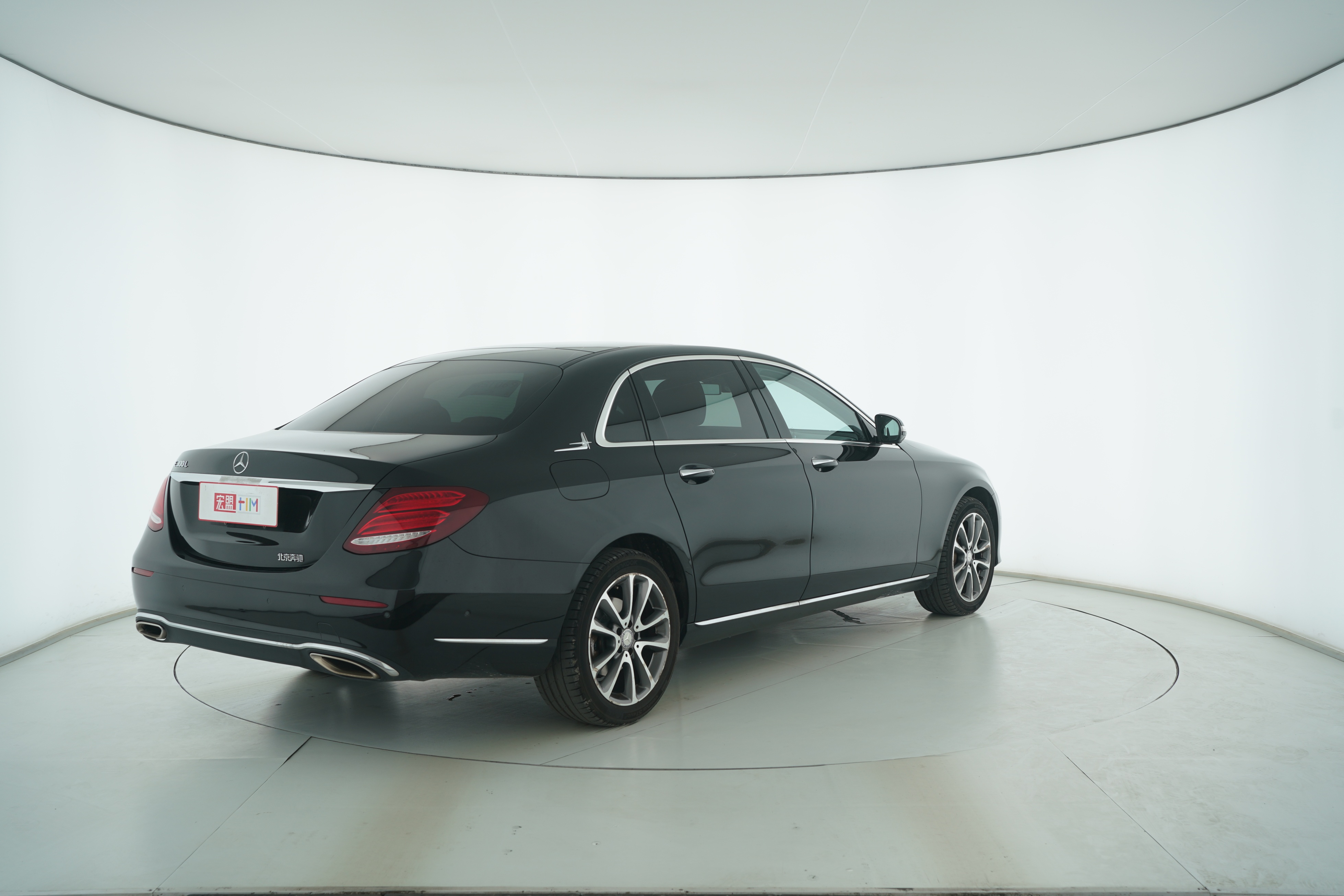Mercedes Benz E-Class 2017 — фото 4