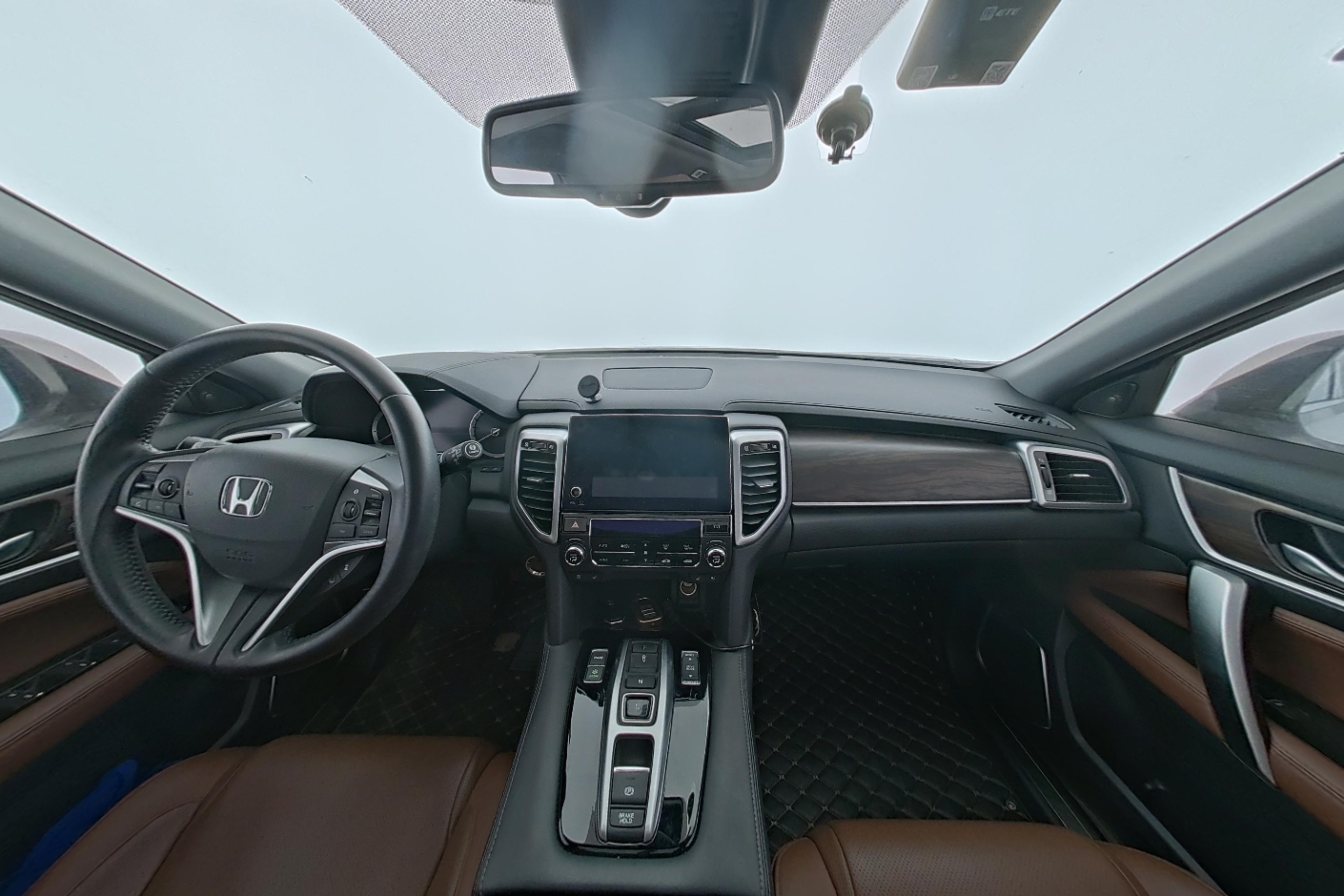 Honda UR-V 2017 — фото 9