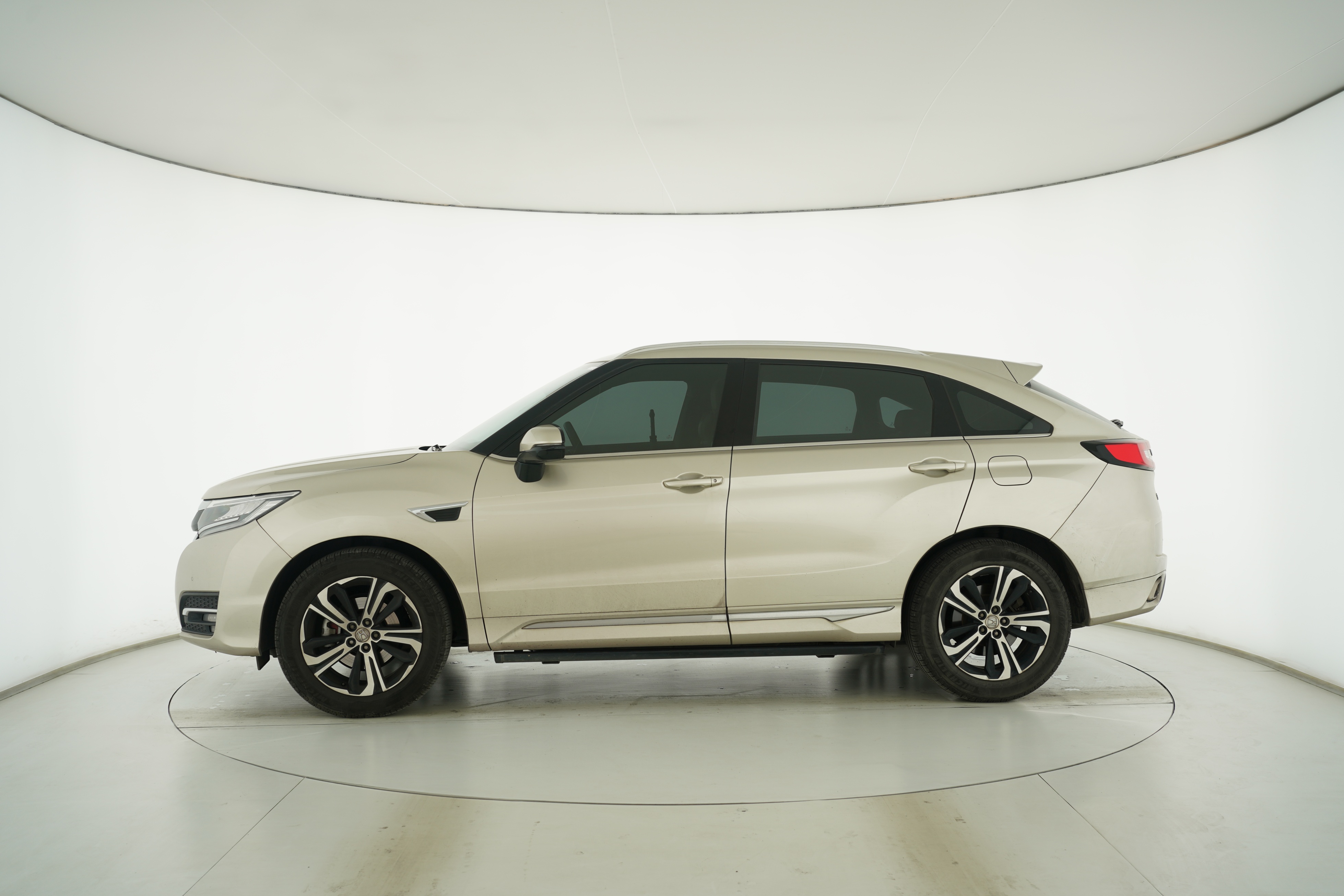 Honda UR-V 2017 — фото 7