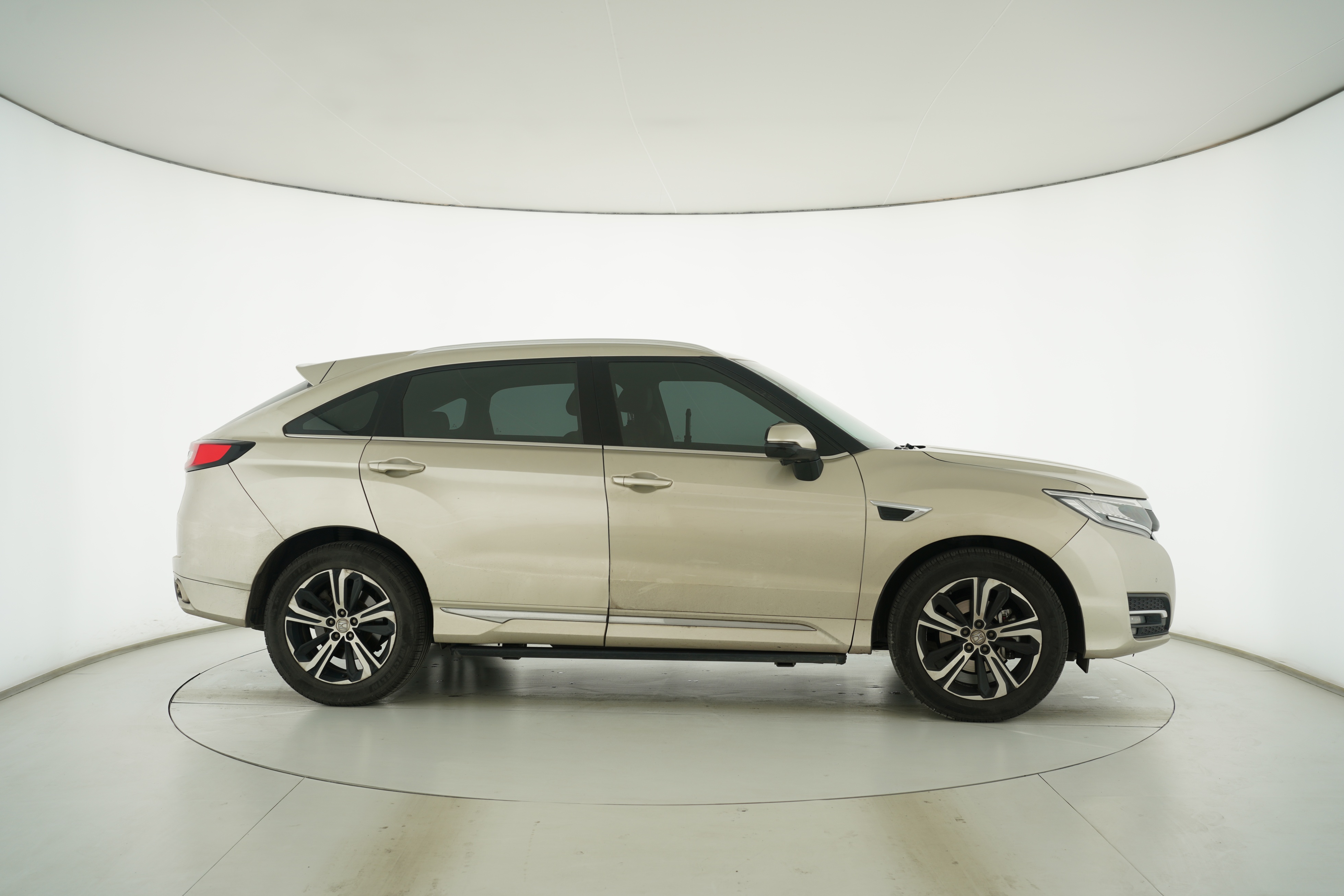 Honda UR-V 2017 — фото 8