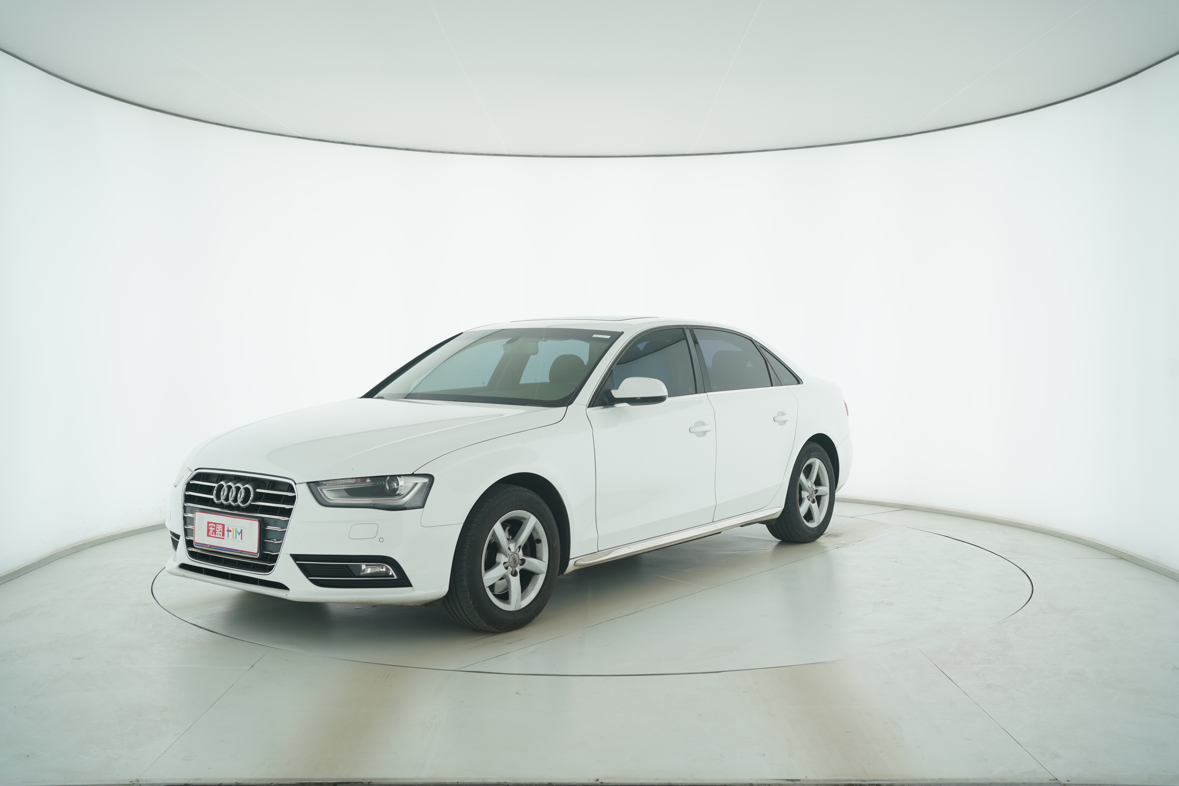Audi A4L 2015 — фото 1