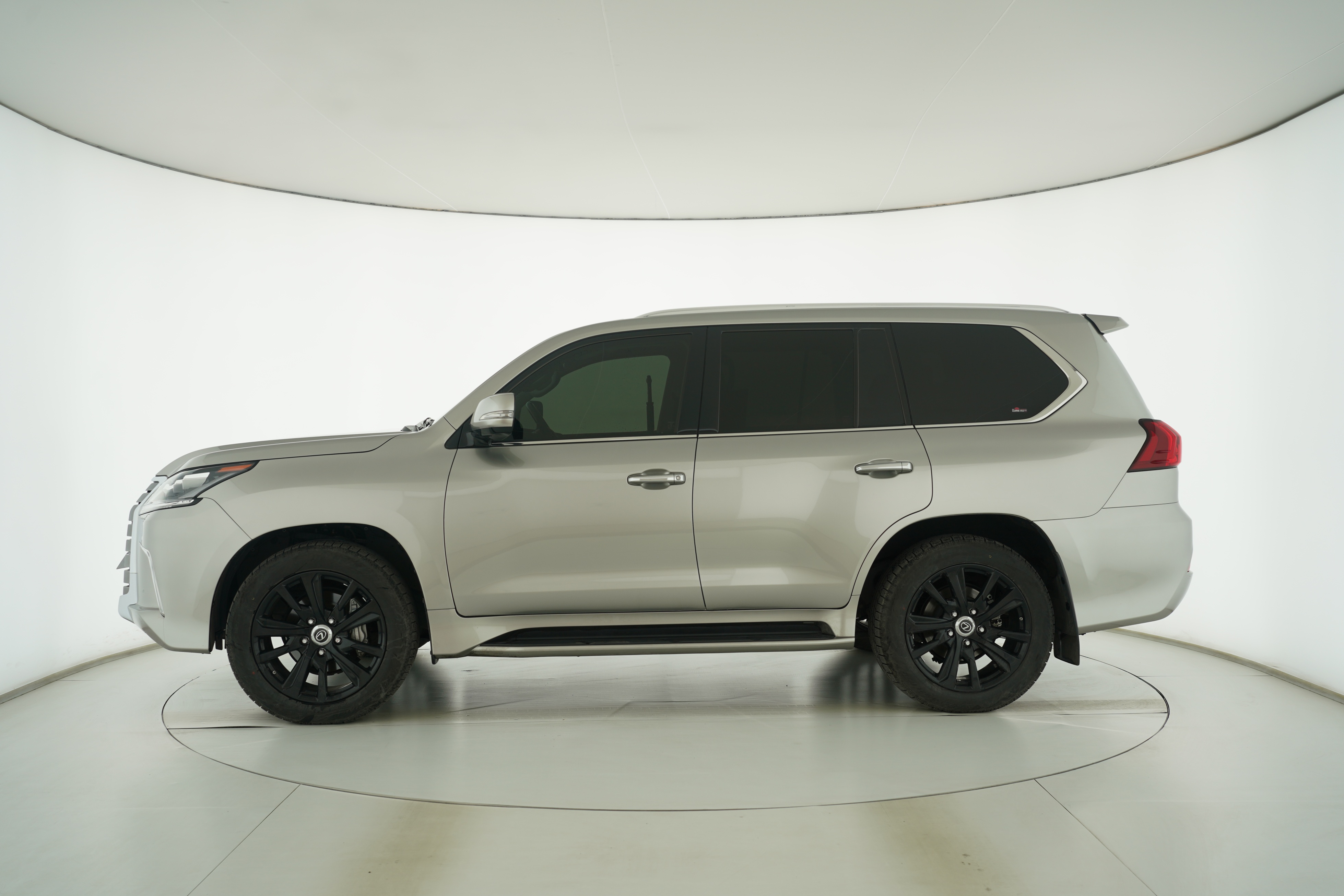 Lexus LX 2019 — фото 7