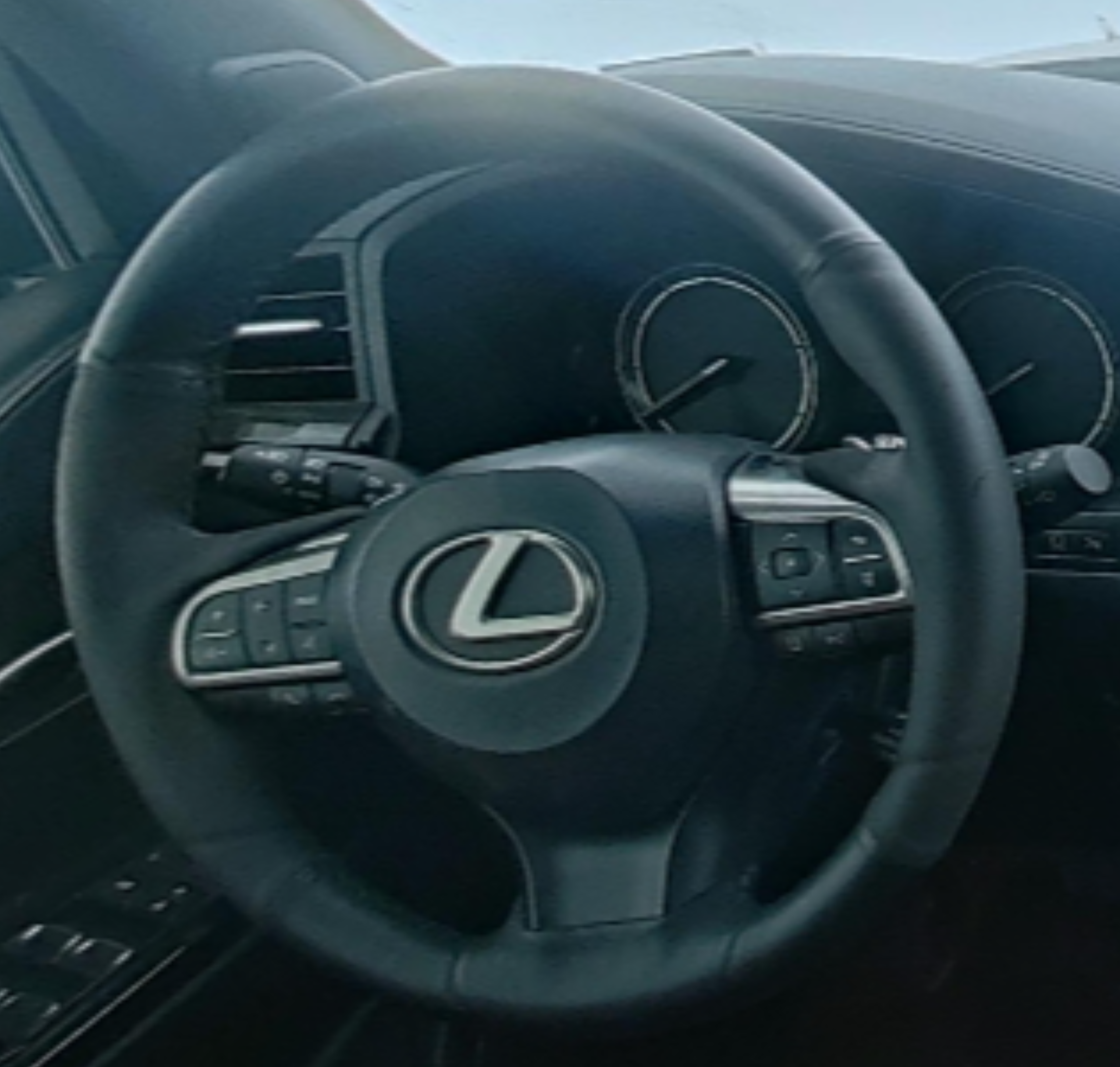 Lexus LX 2016 — фото 10