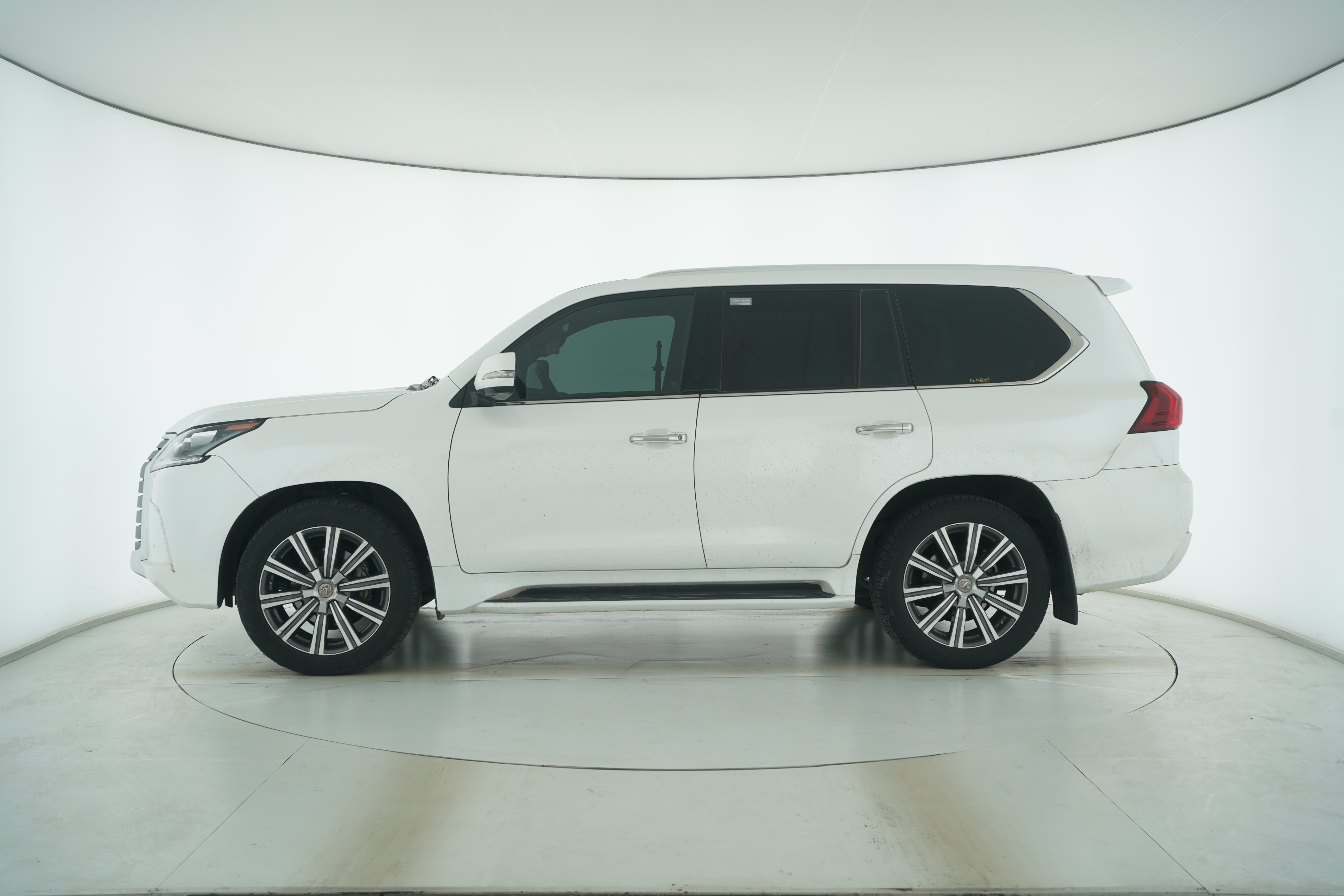 Lexus LX 2016 — фото 7
