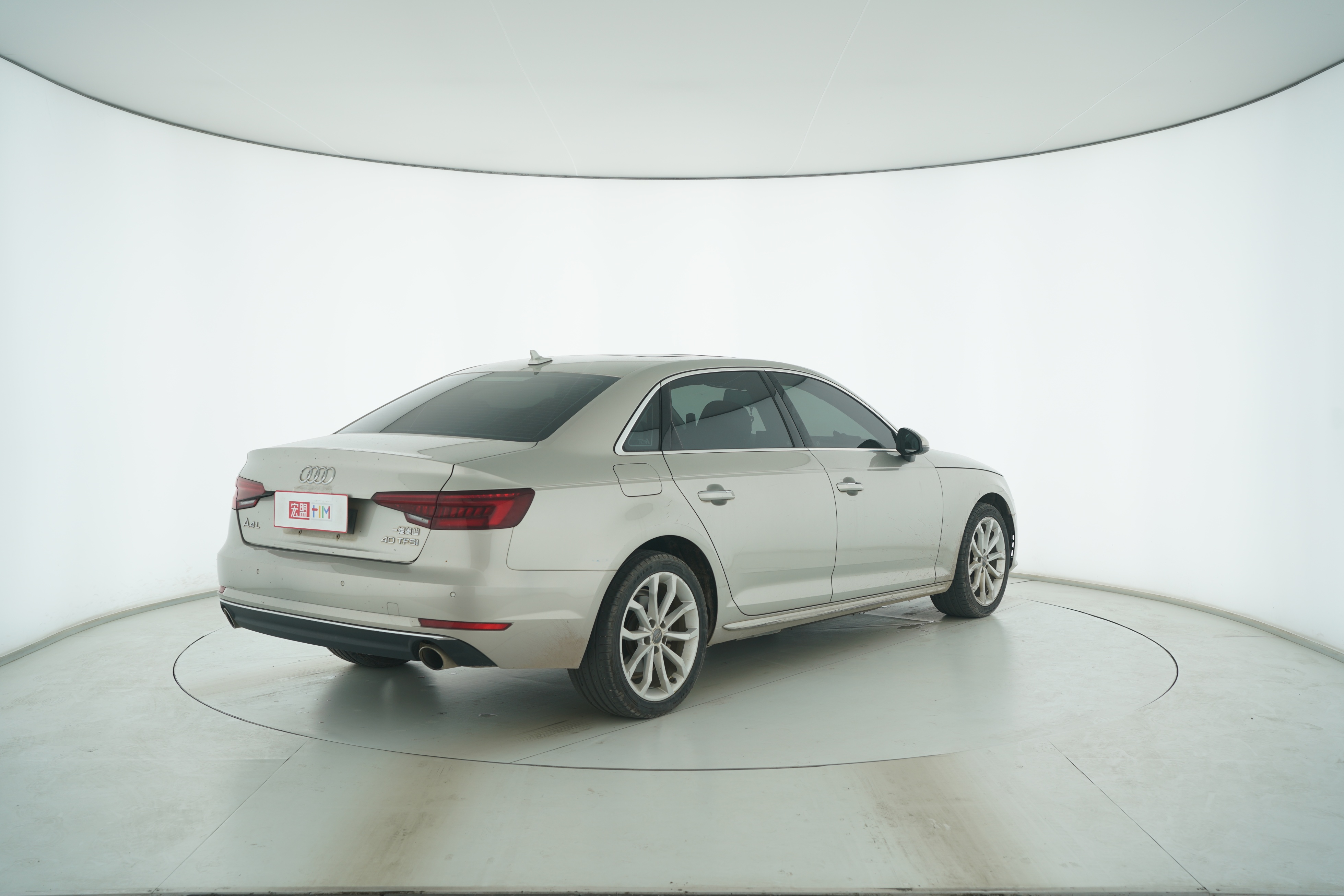 Audi A4L 2018 — фото 4