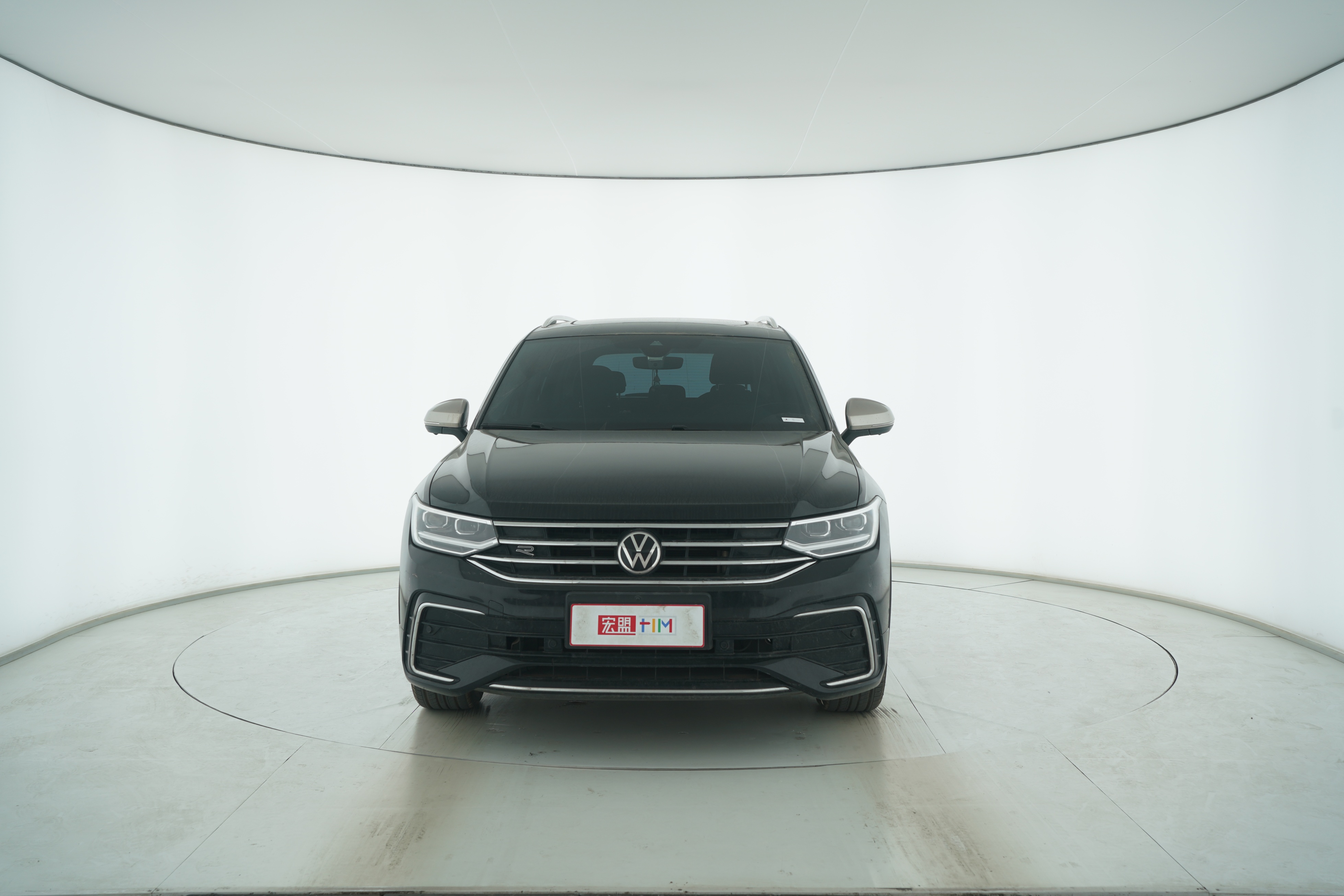 Volkswagen Tiguan L 2023 — фото 5