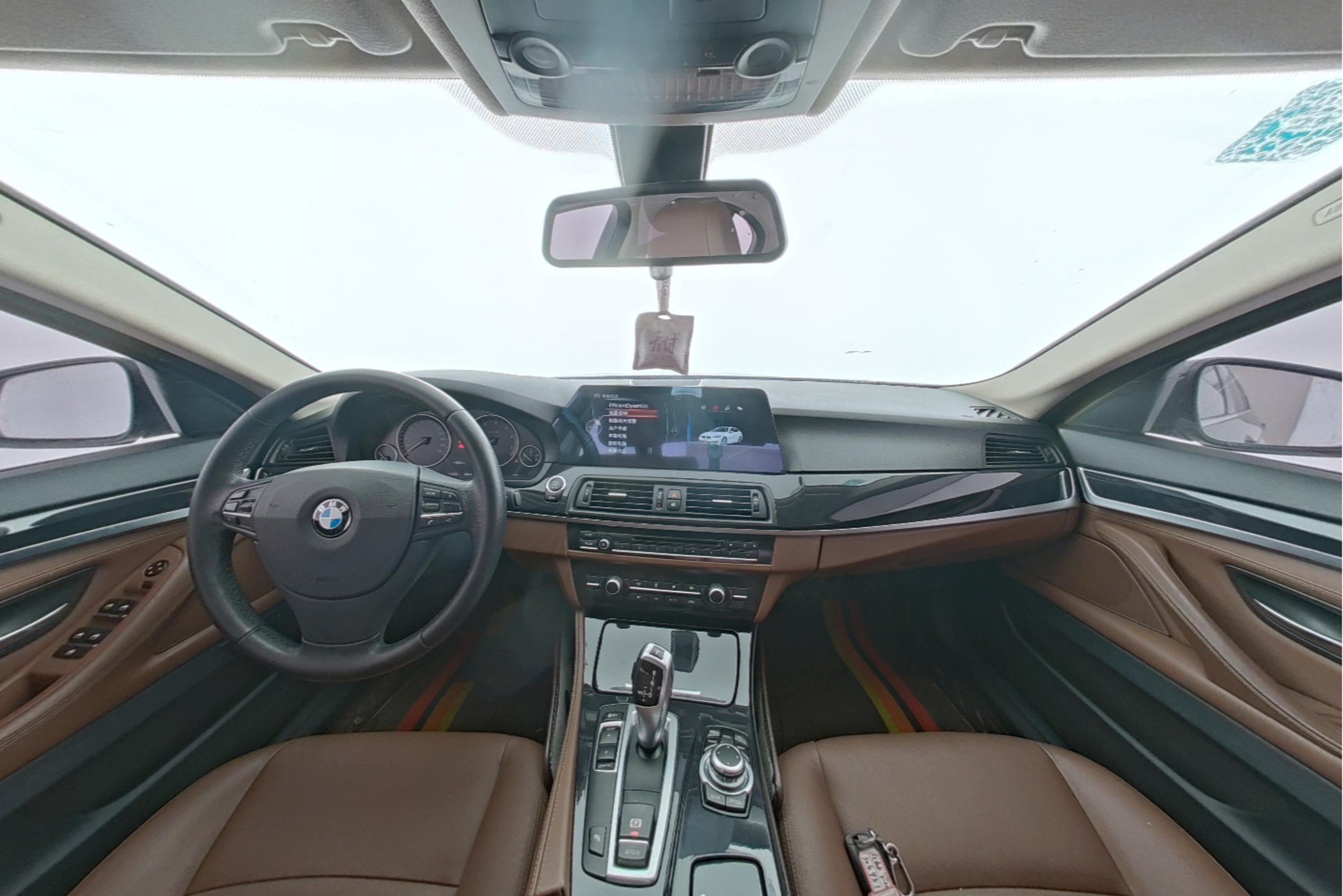 BMW 5 Series (Import) 2015 — фото 9