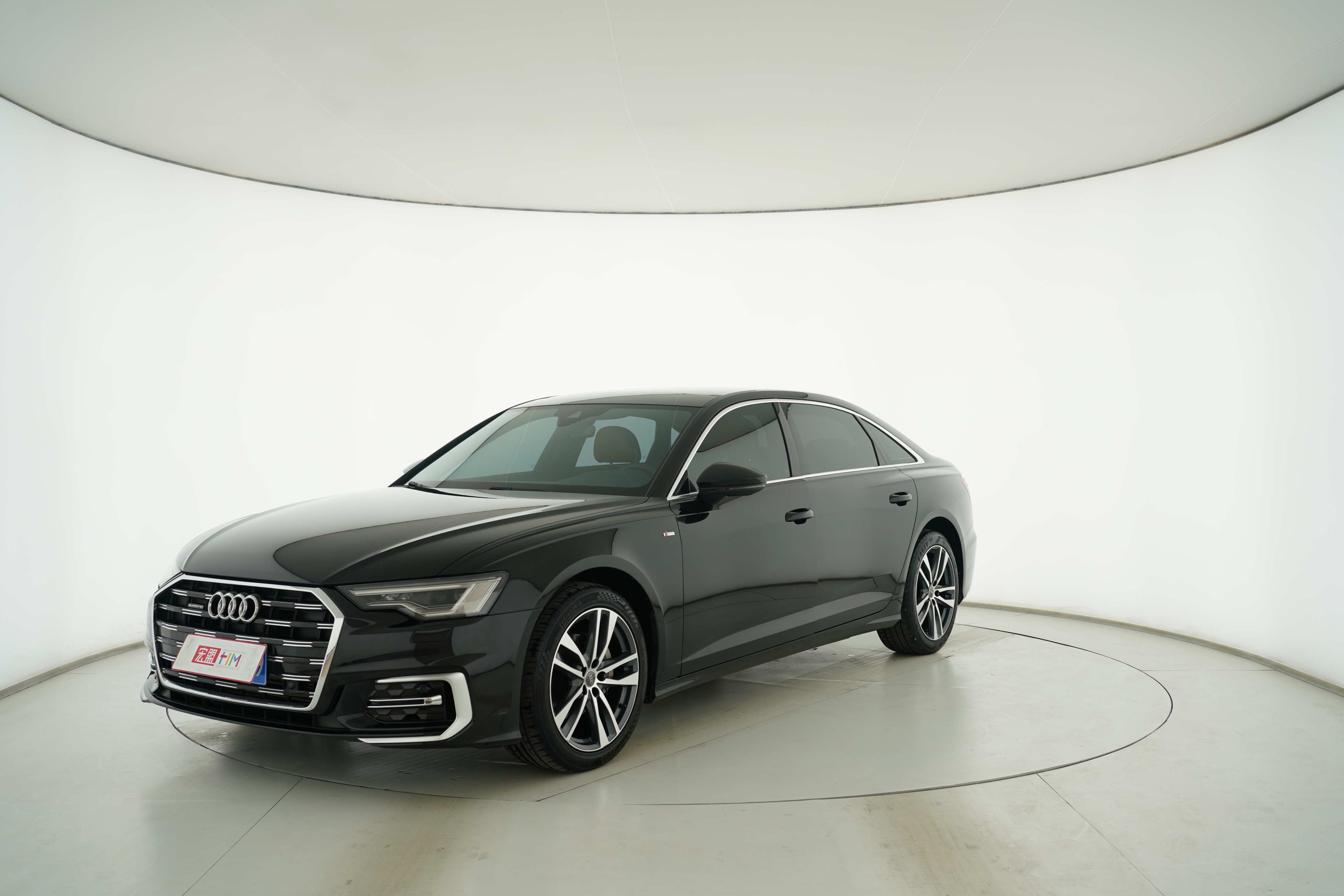 Audi A6L 2019 — фото 1
