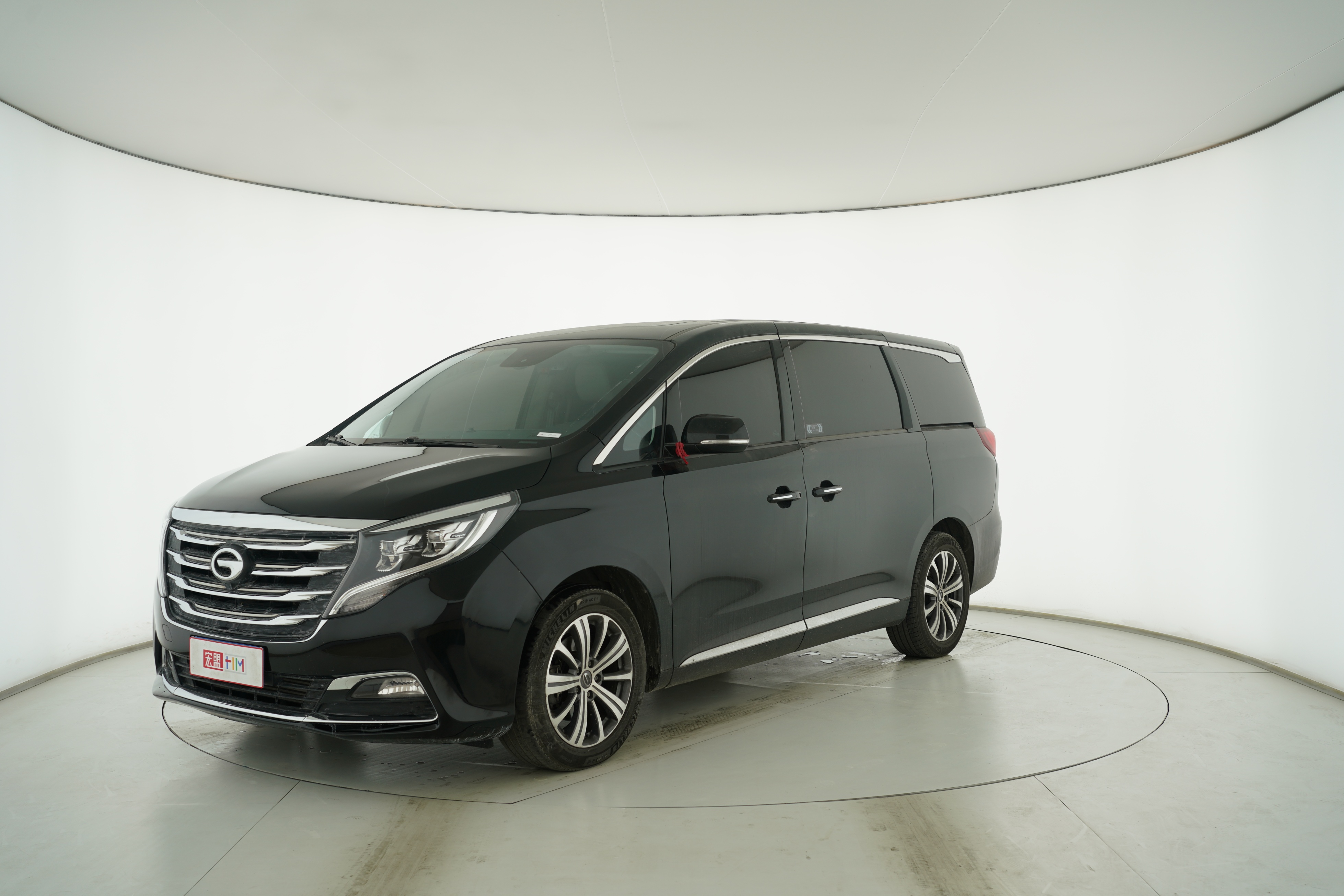 Gac Trumpchi Trumpchi M8 2018 — фото 1