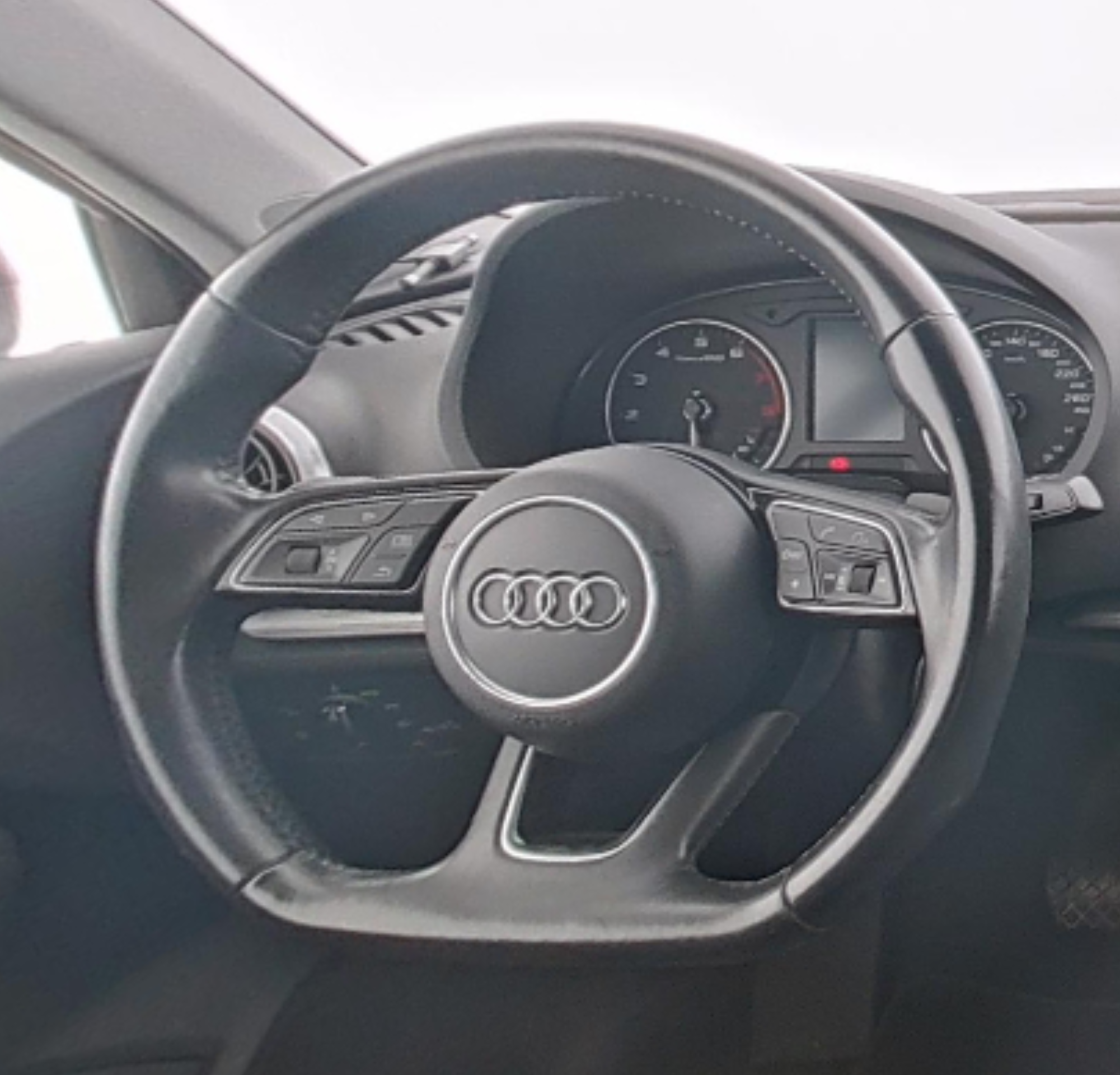 Audi A3 2017 — фото 10