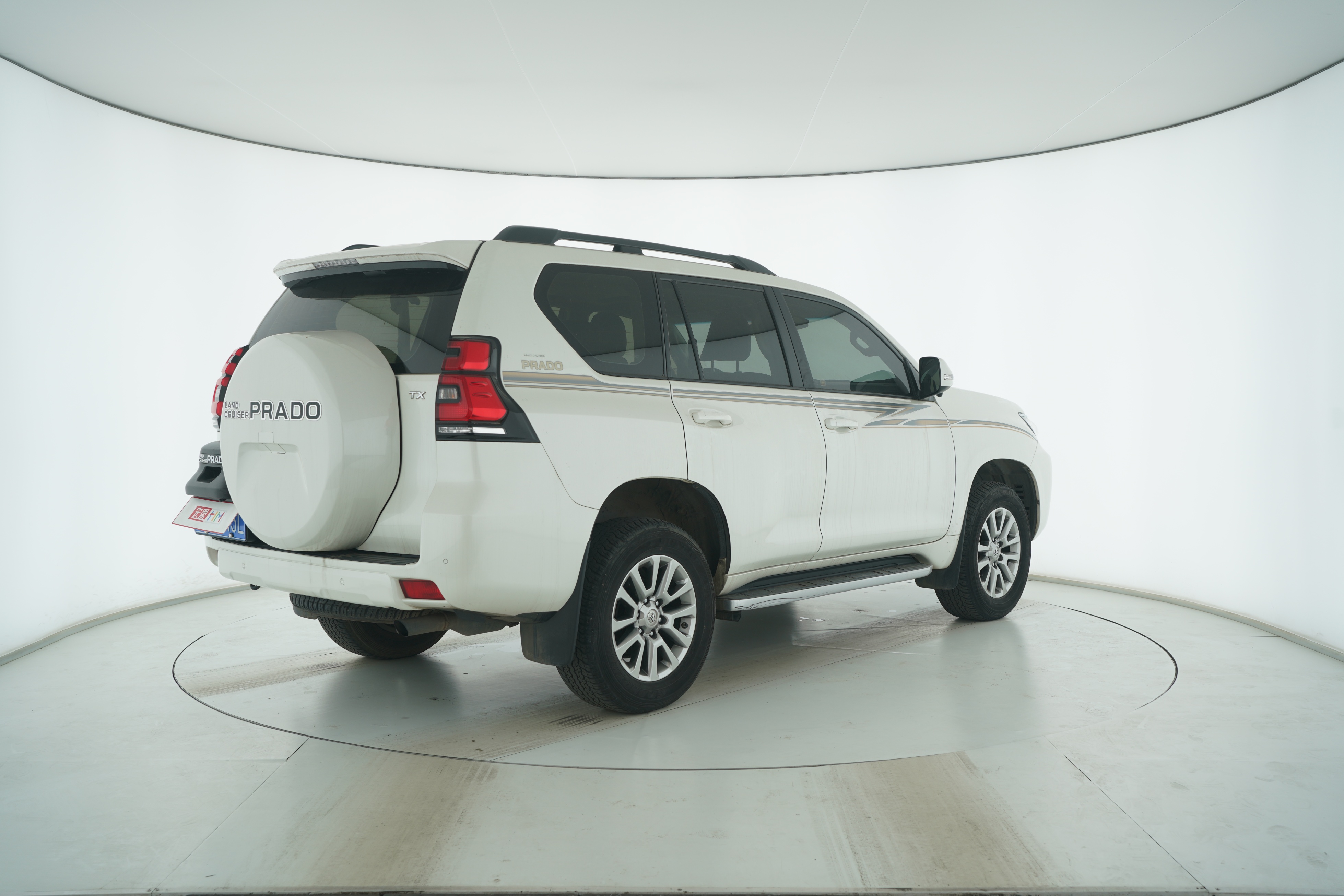 Toyota Prado 2018 — фото 4