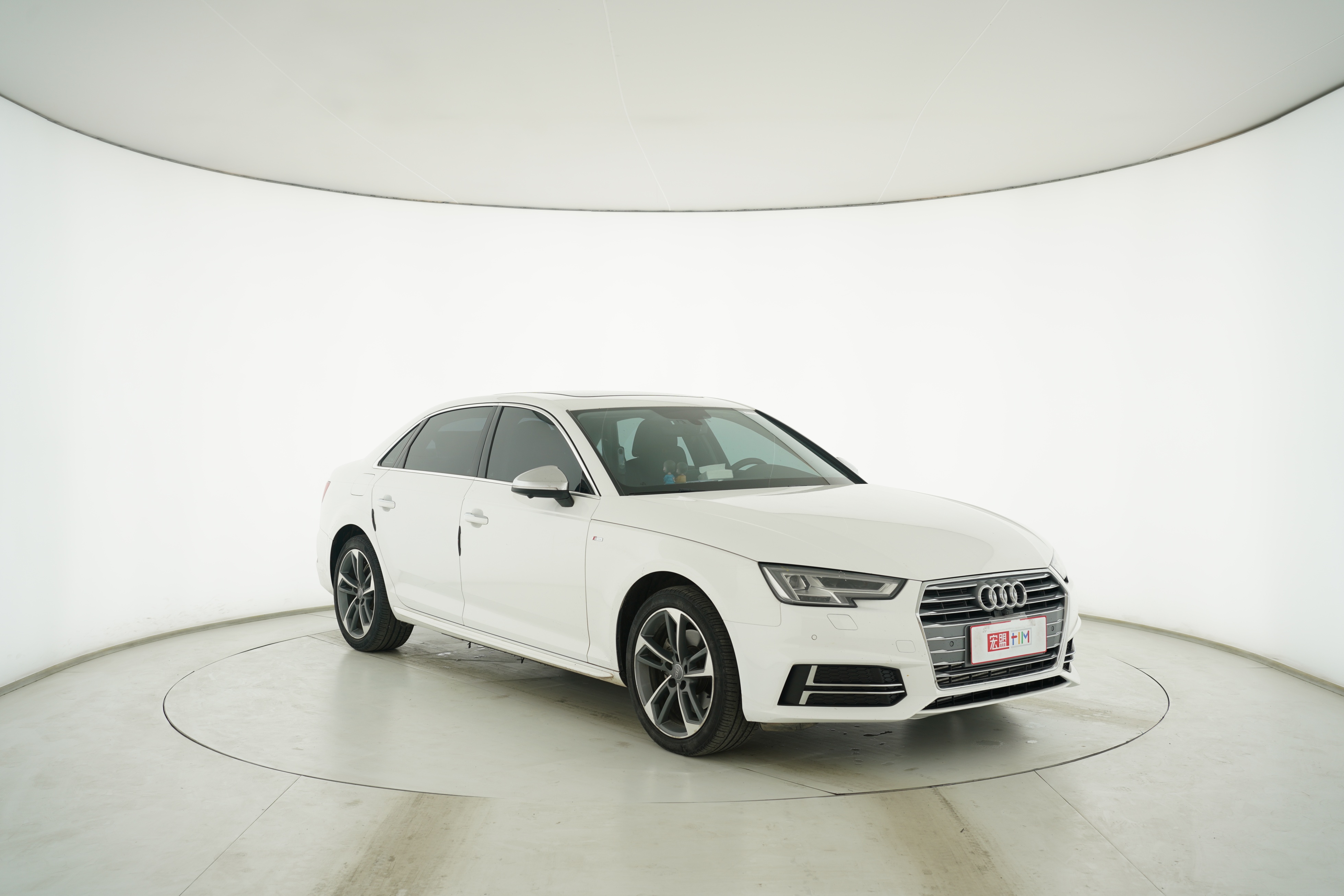 Audi A4L 2017 — фото 2