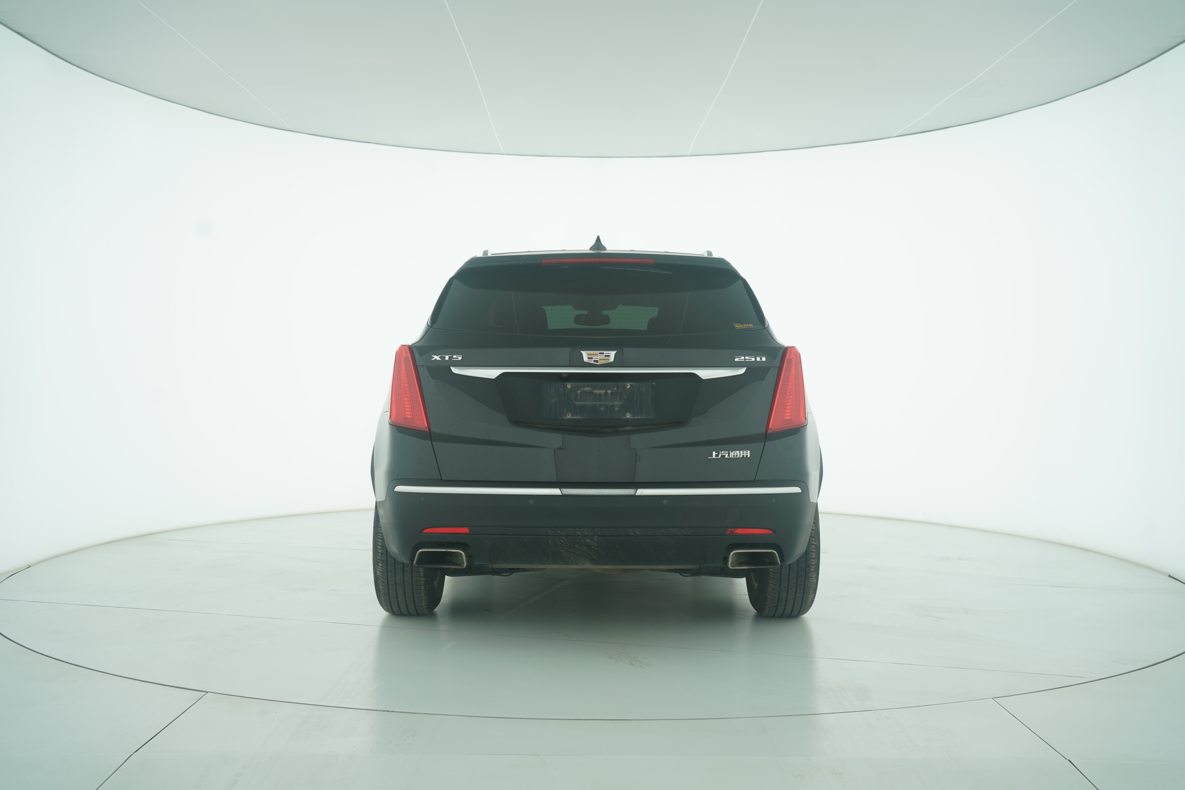 Cadillac XT5 2016 — фото 6