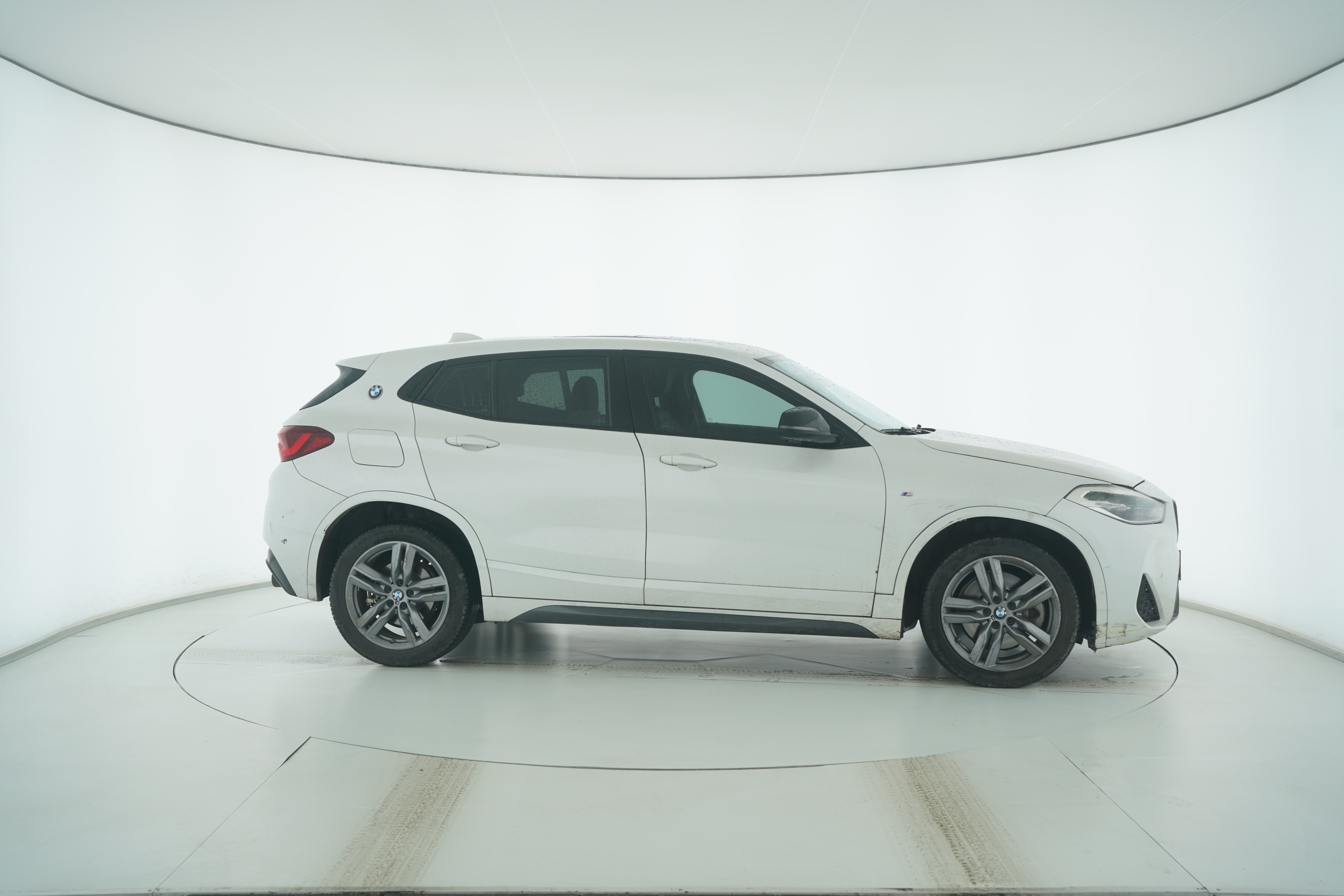 BMW X2 2023 — фото 8