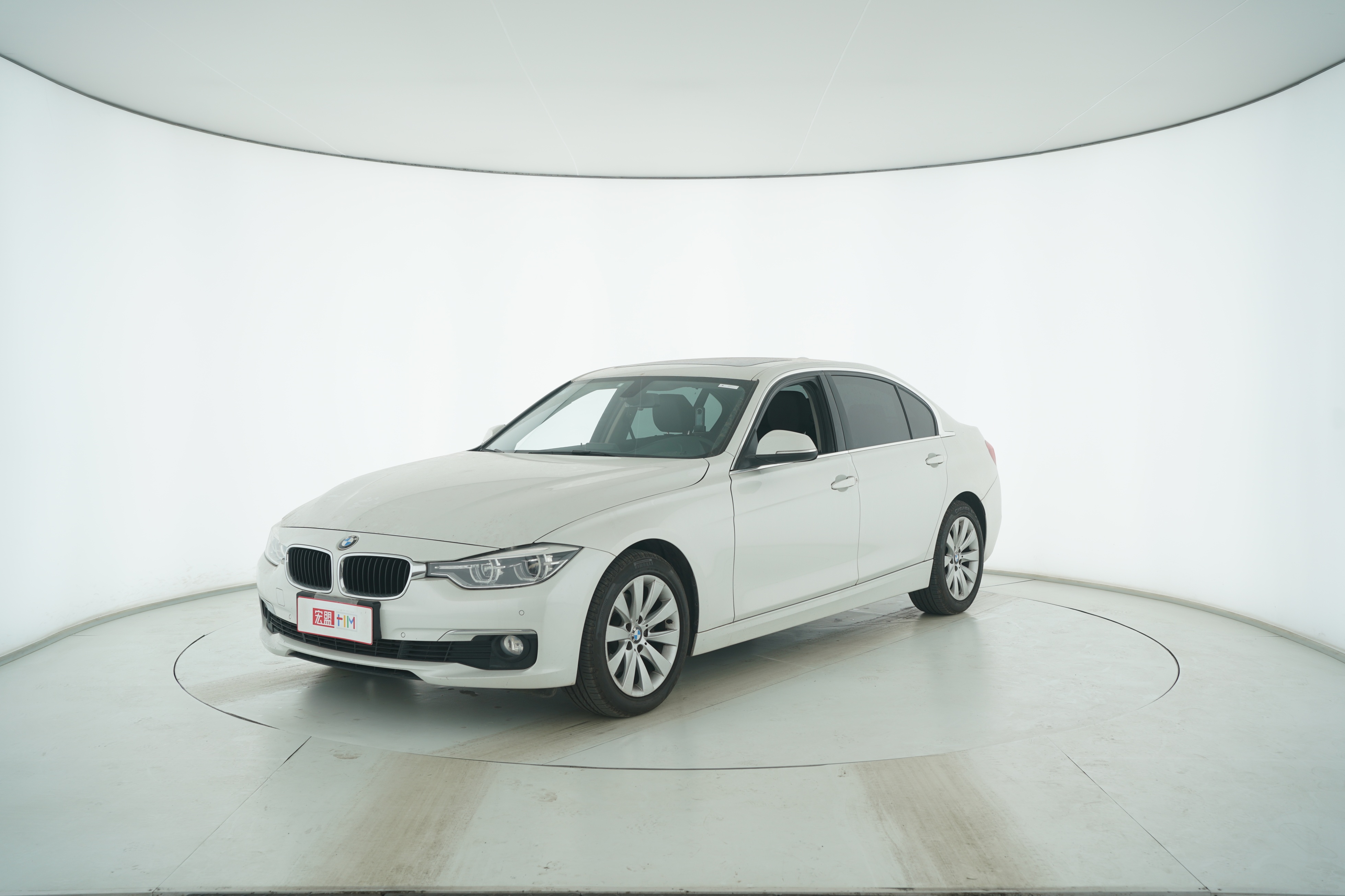 BMW 3 Series 2017 — фото 1