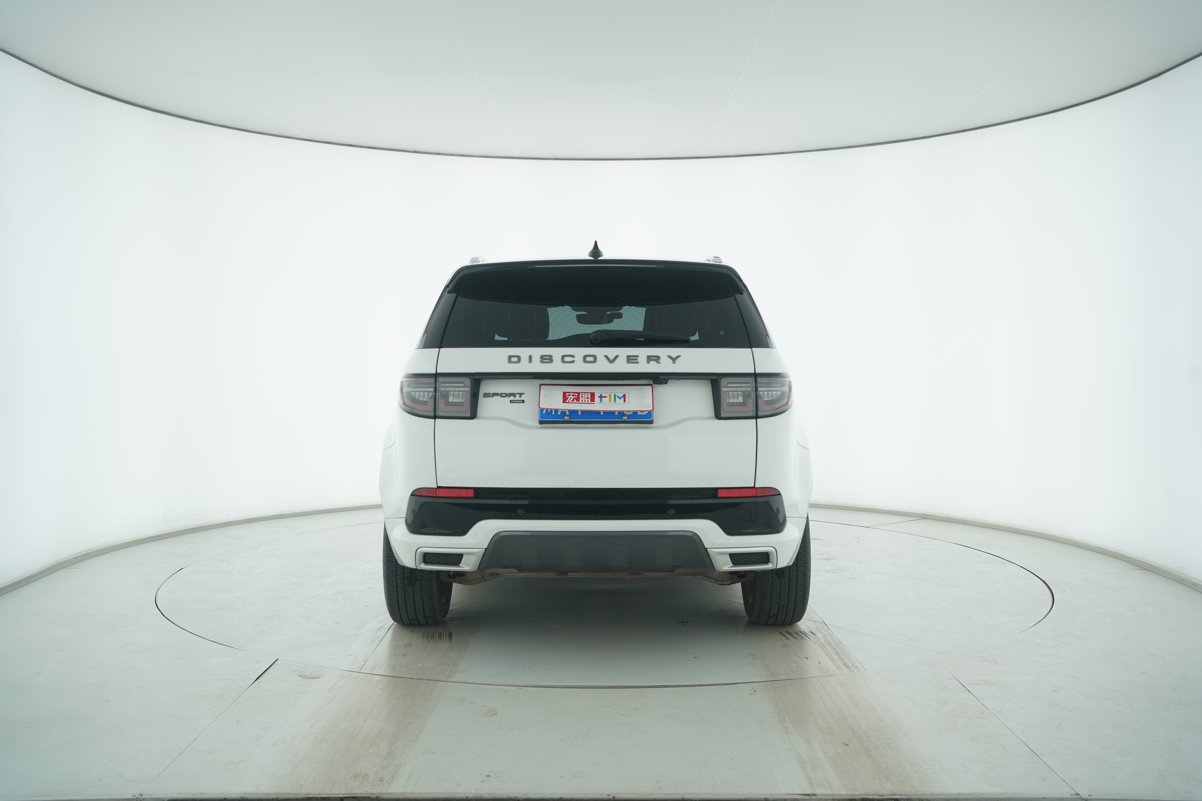 Land Rover Discover the Sports Version 2021 — фото 6