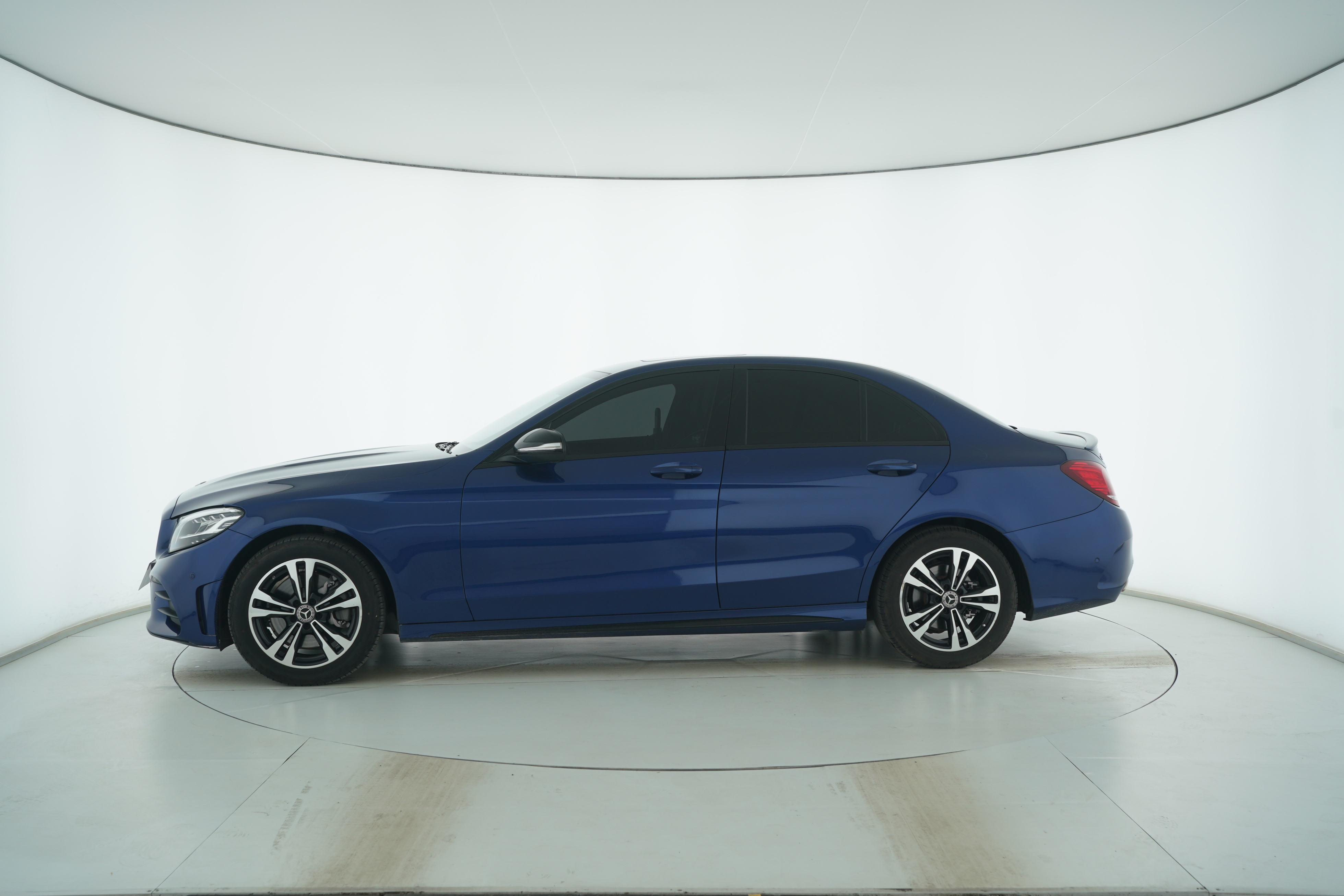 Mercedes Benz C-Class 2020 — фото 7