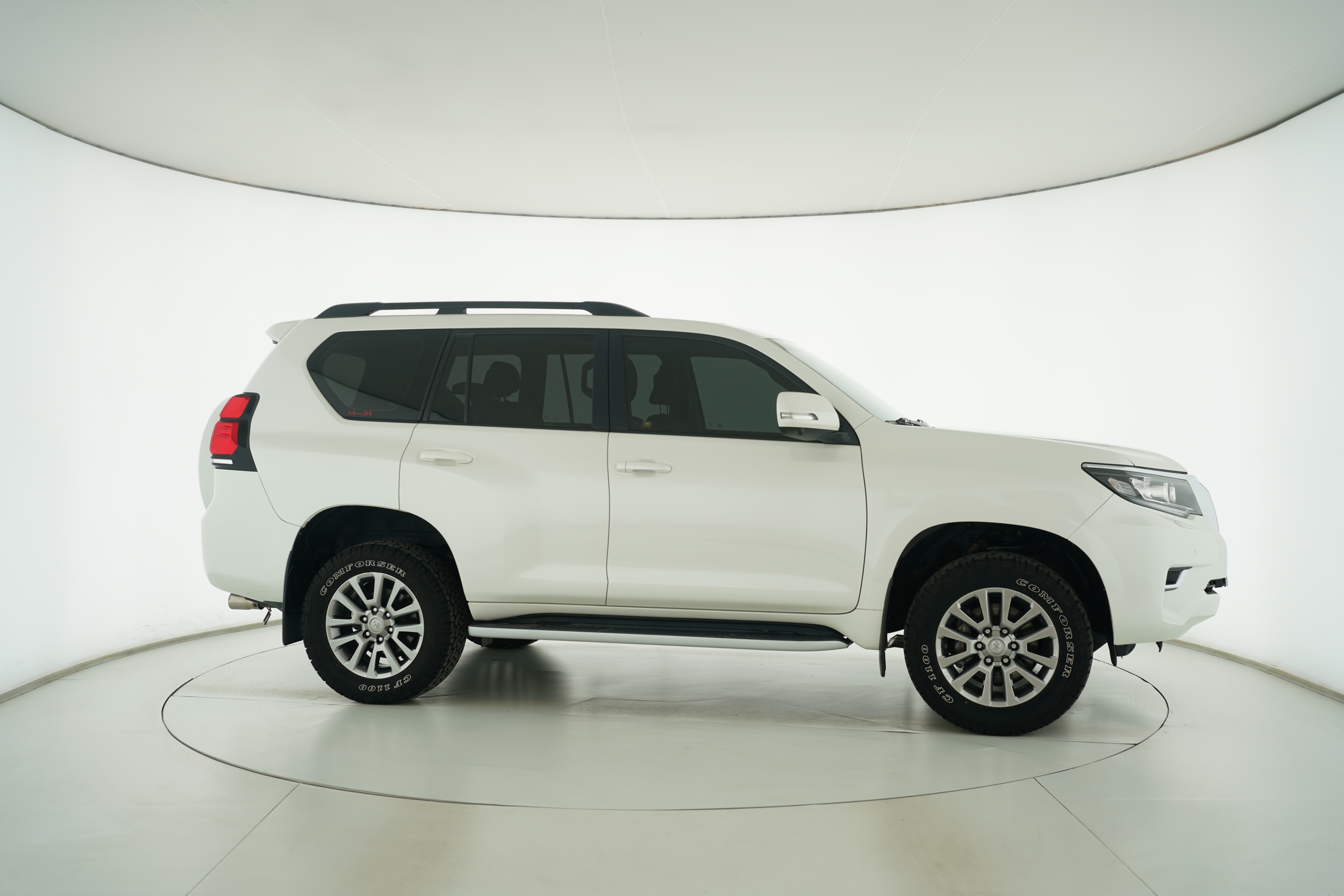 Toyota Prado 2018 — фото 8