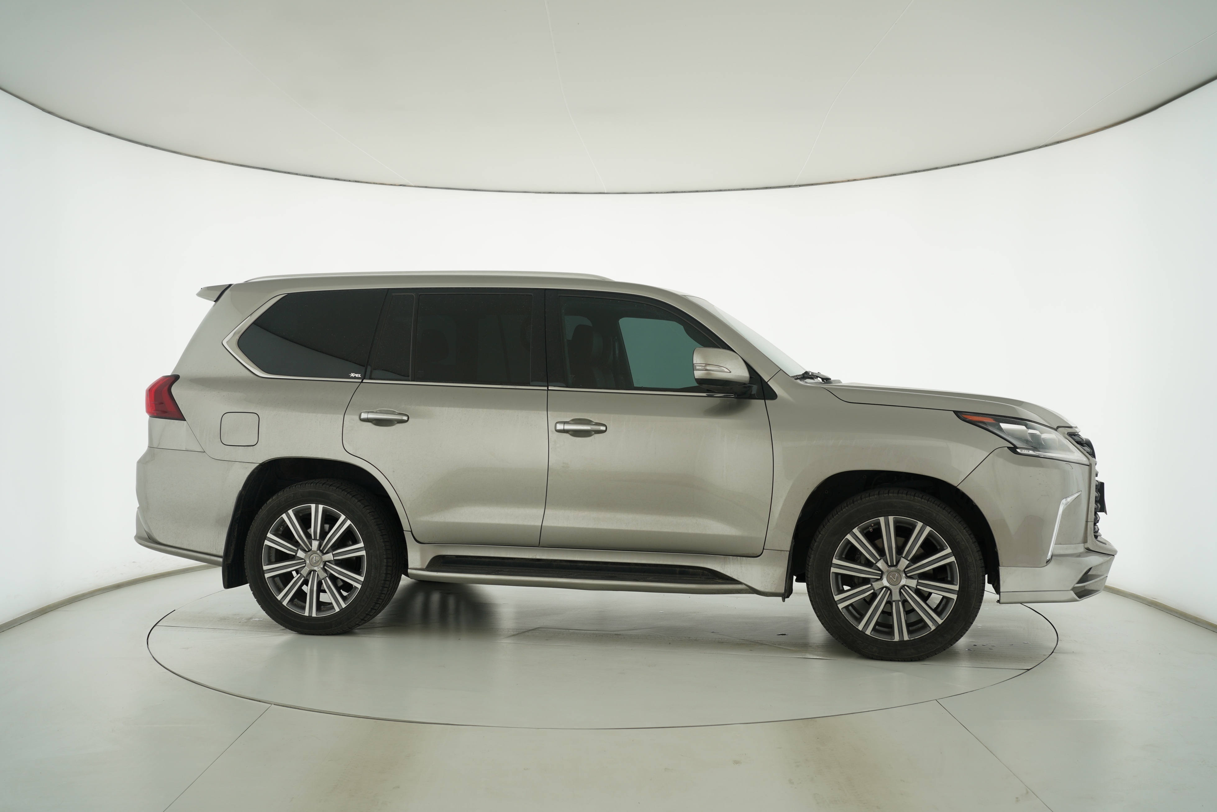 Lexus LX 2016 — фото 8