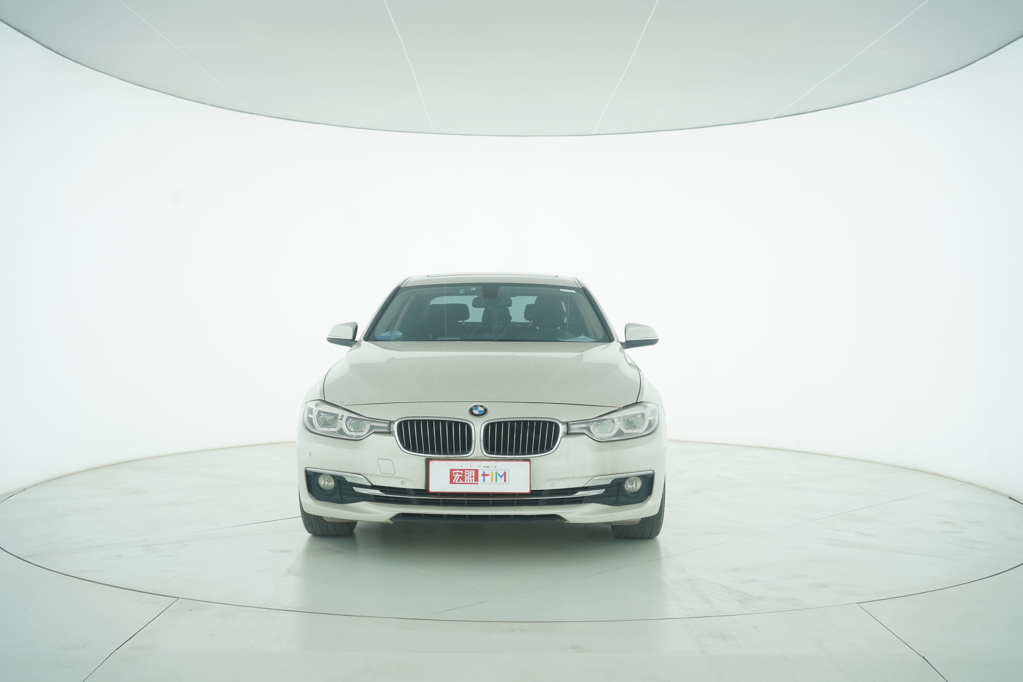 BMW 3 Series 2018 — фото 5