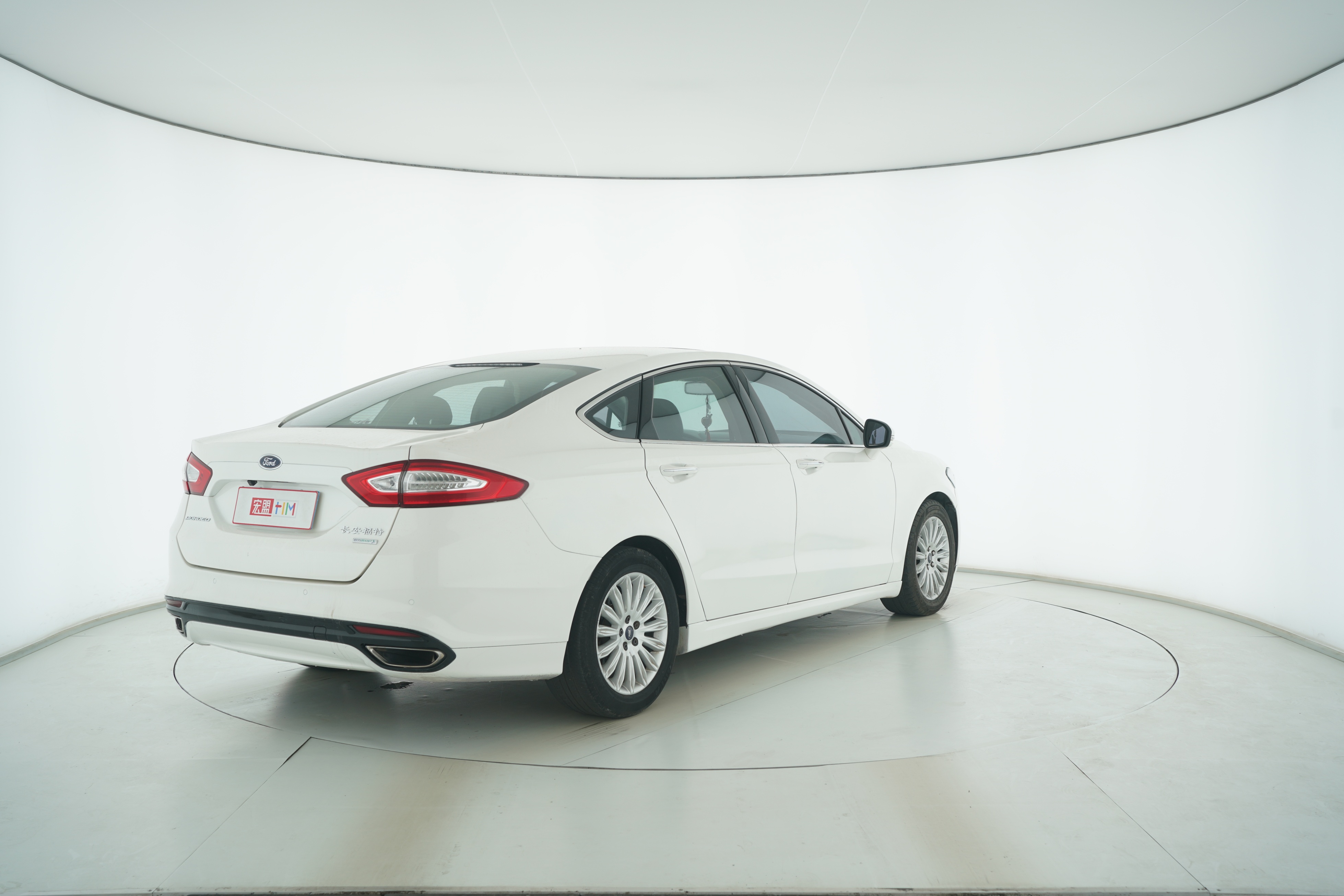 Ford Mondeo 2013 — фото 4