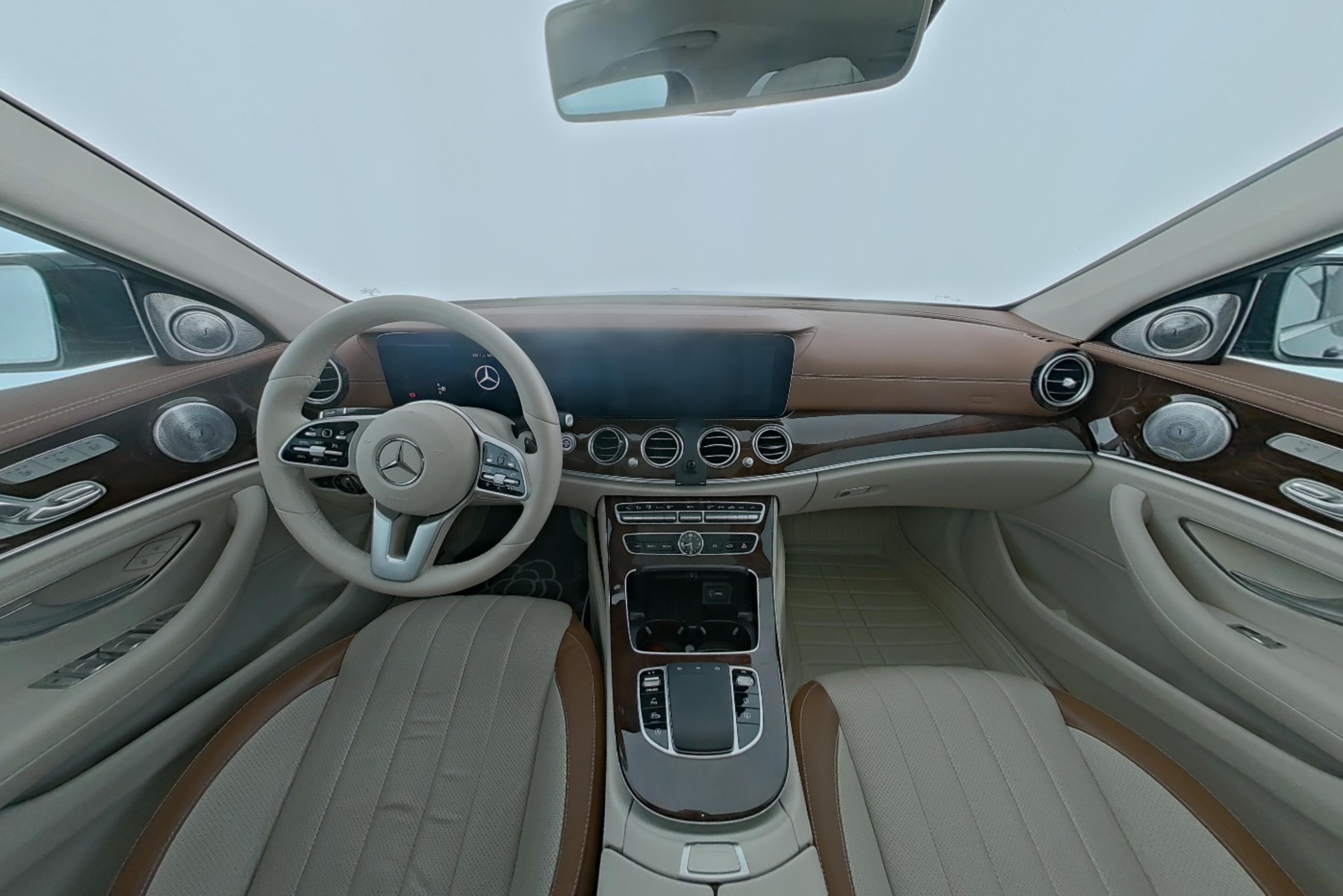 Mercedes Benz E-Class 2020 — фото 9