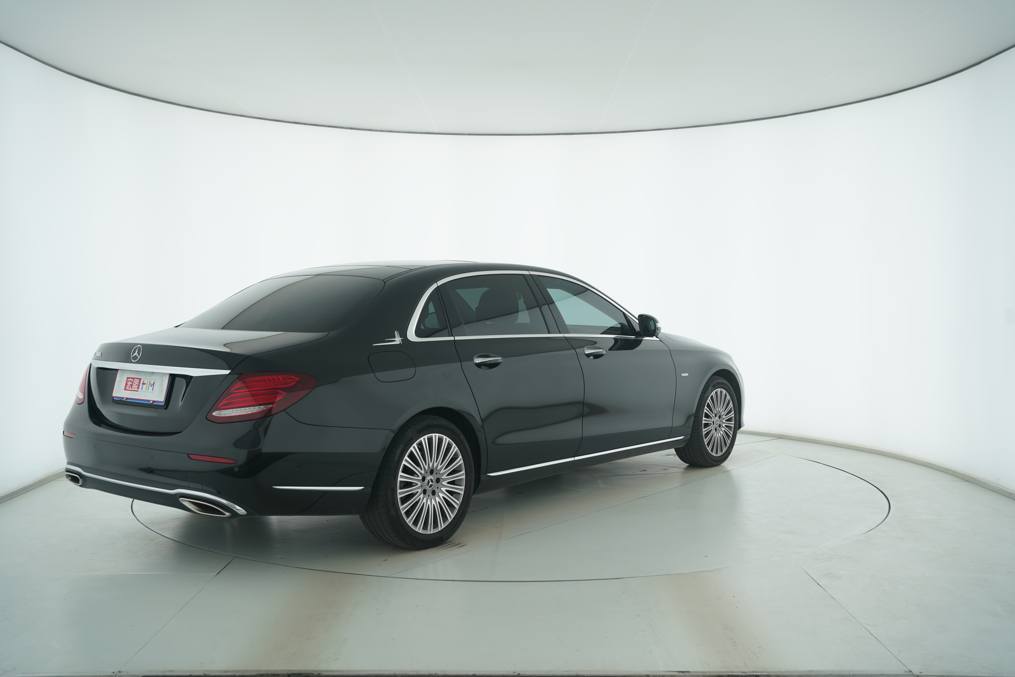 Mercedes Benz E-Class 2020 — фото 4