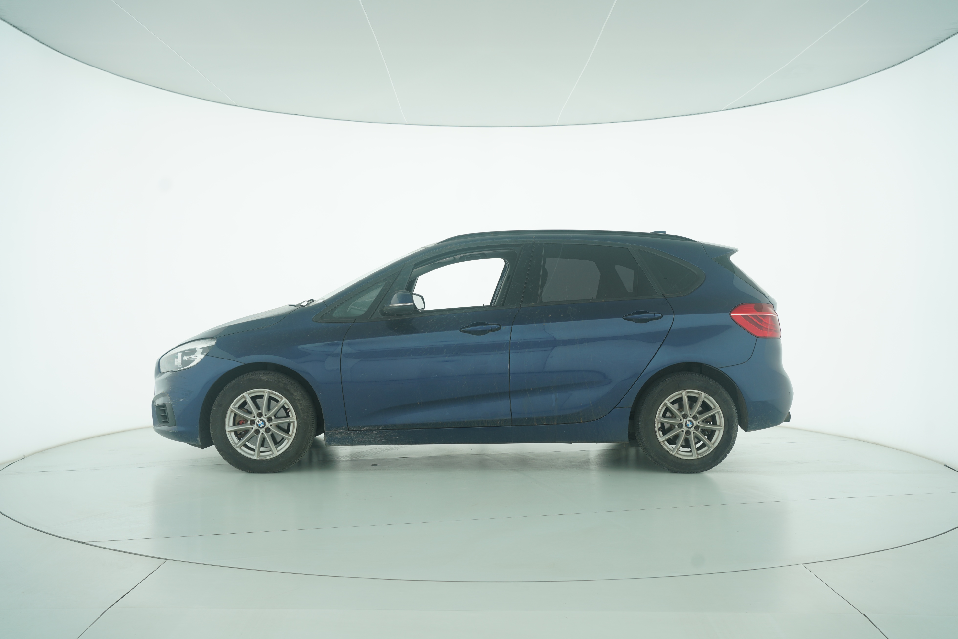 BMW 2 Series Tourer 2016 — фото 7