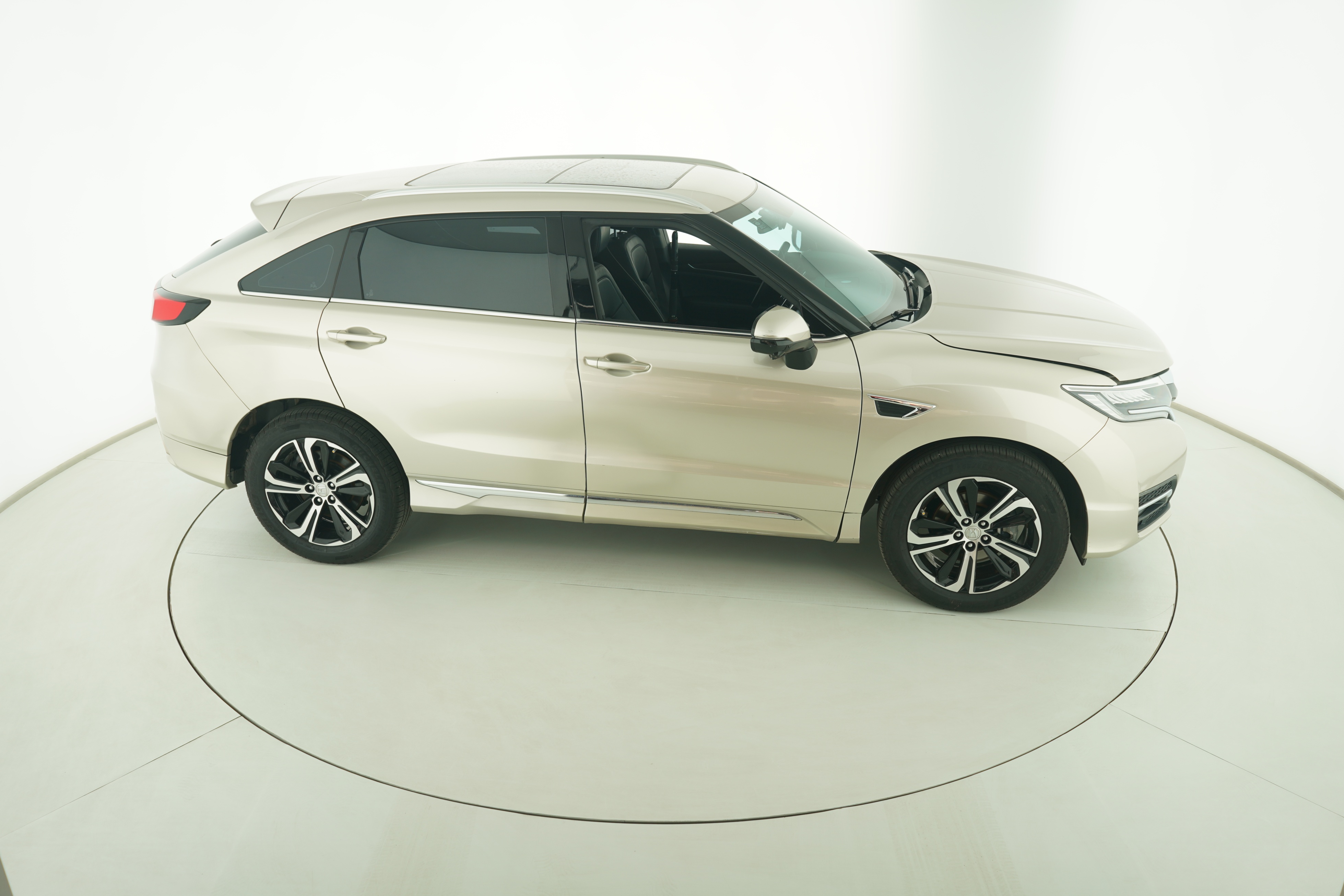 Honda UR-V 2017 — фото 8