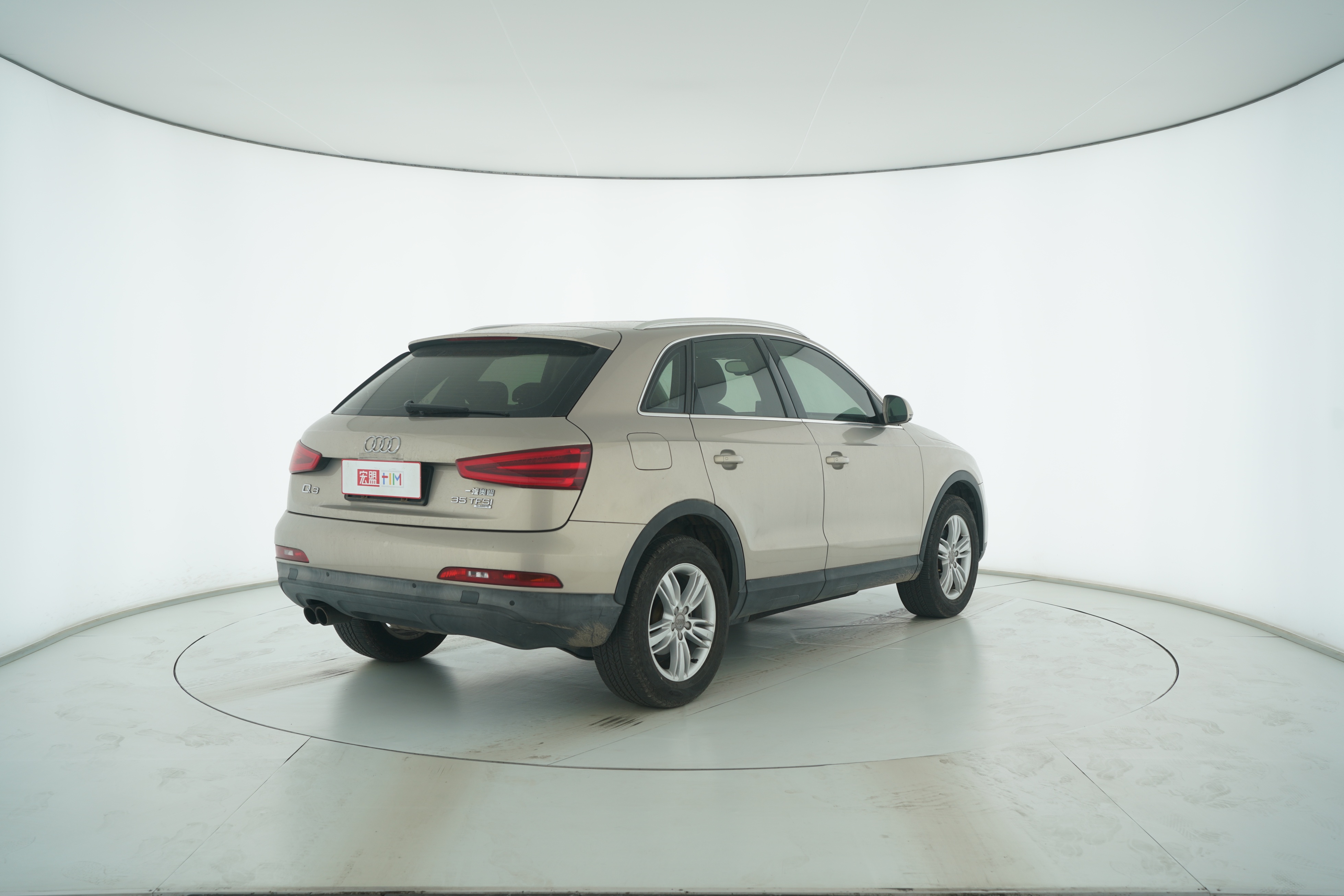 Audi Q3 2015 — фото 4