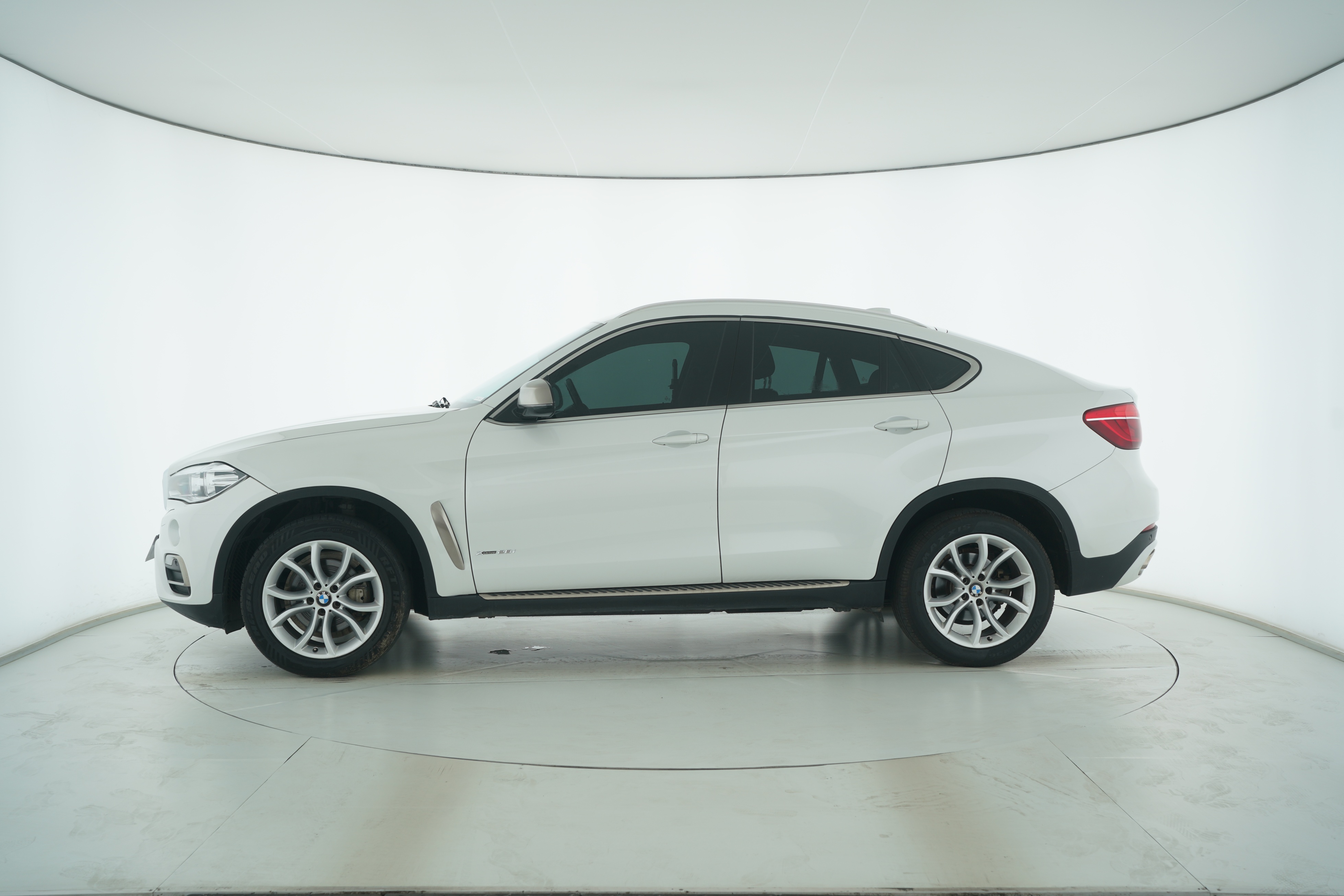 BMW X6 2017 — фото 7