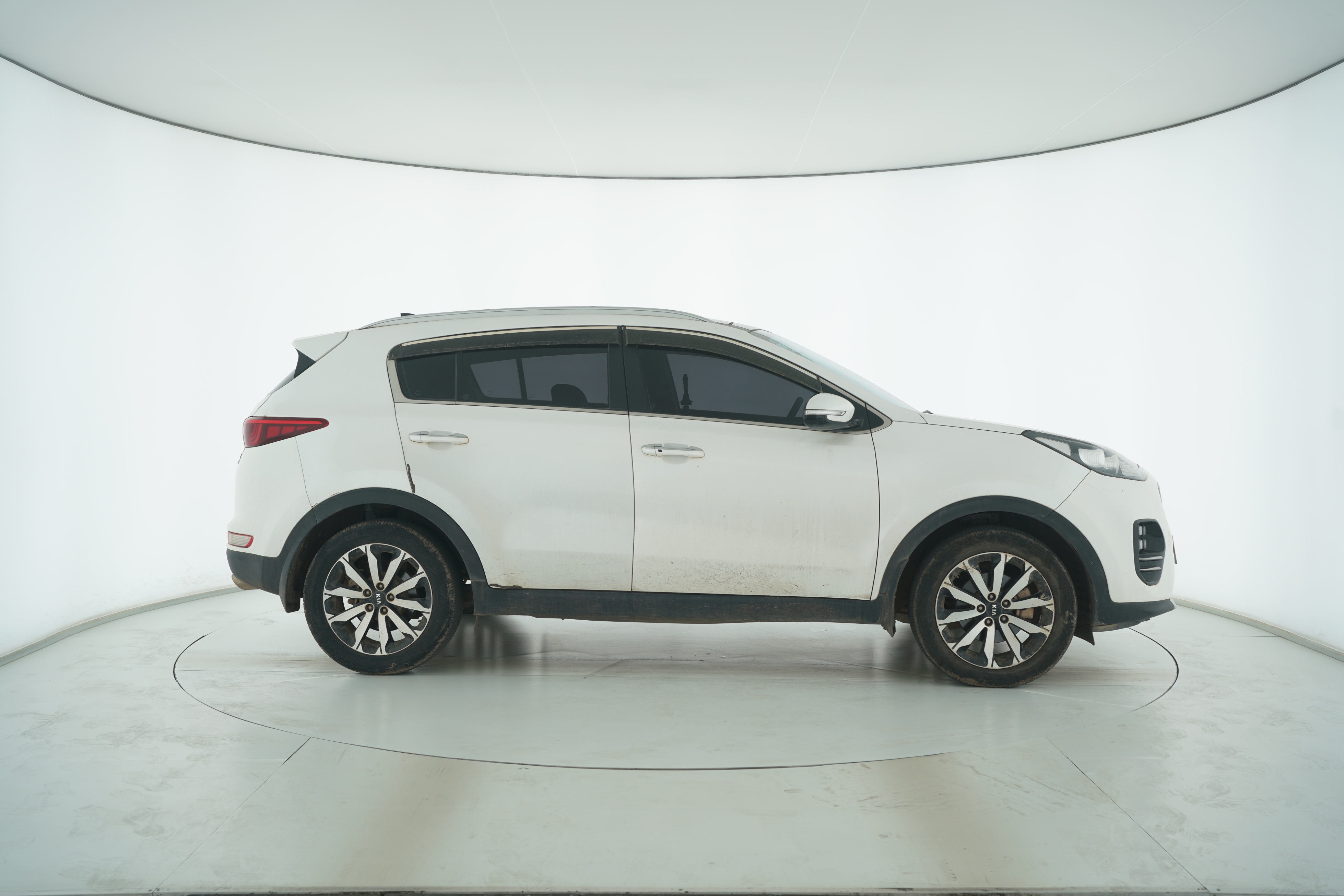 KIA KX5 2016 — фото 8