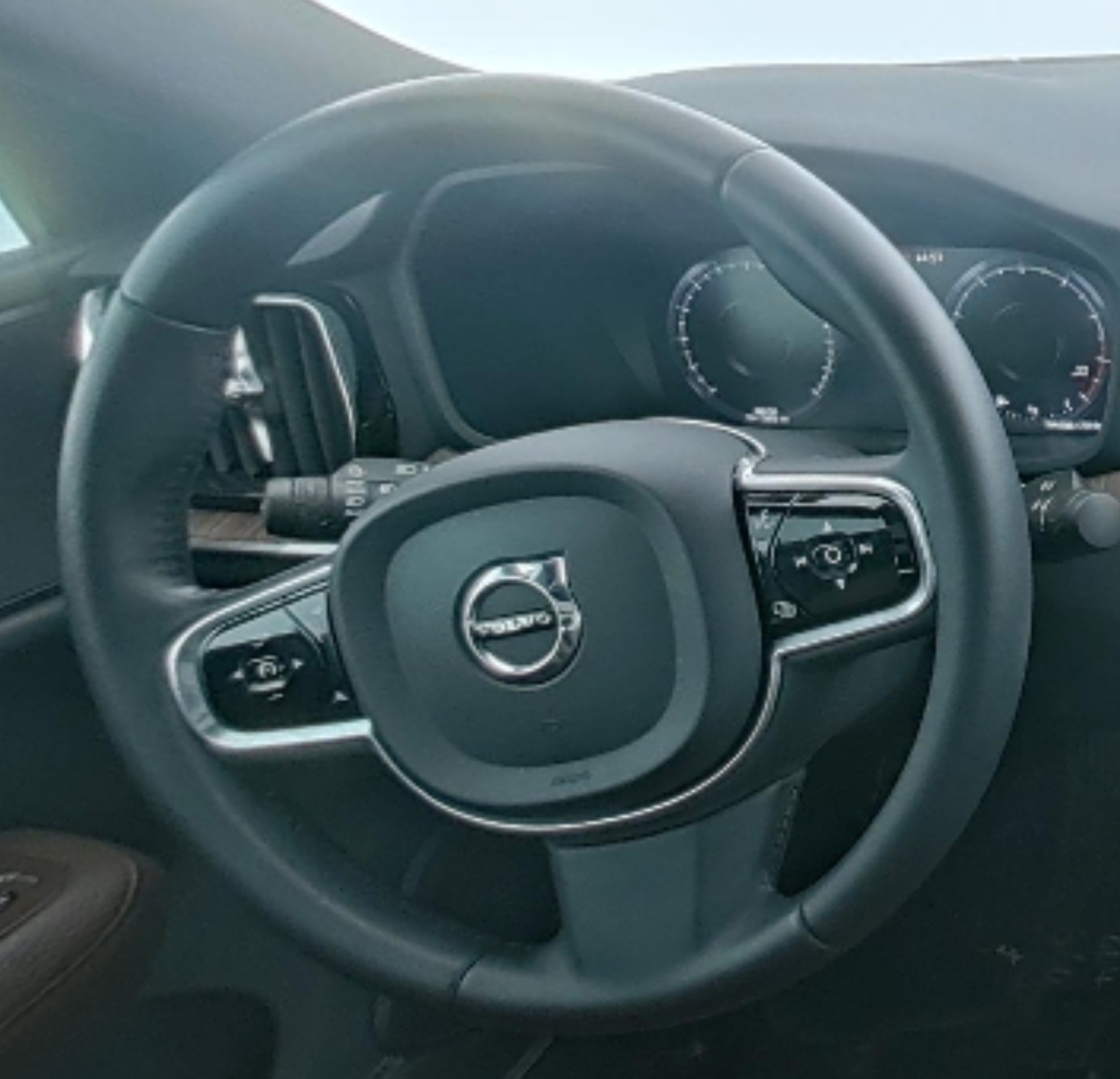 VOLVO S60 2021 — фото 10