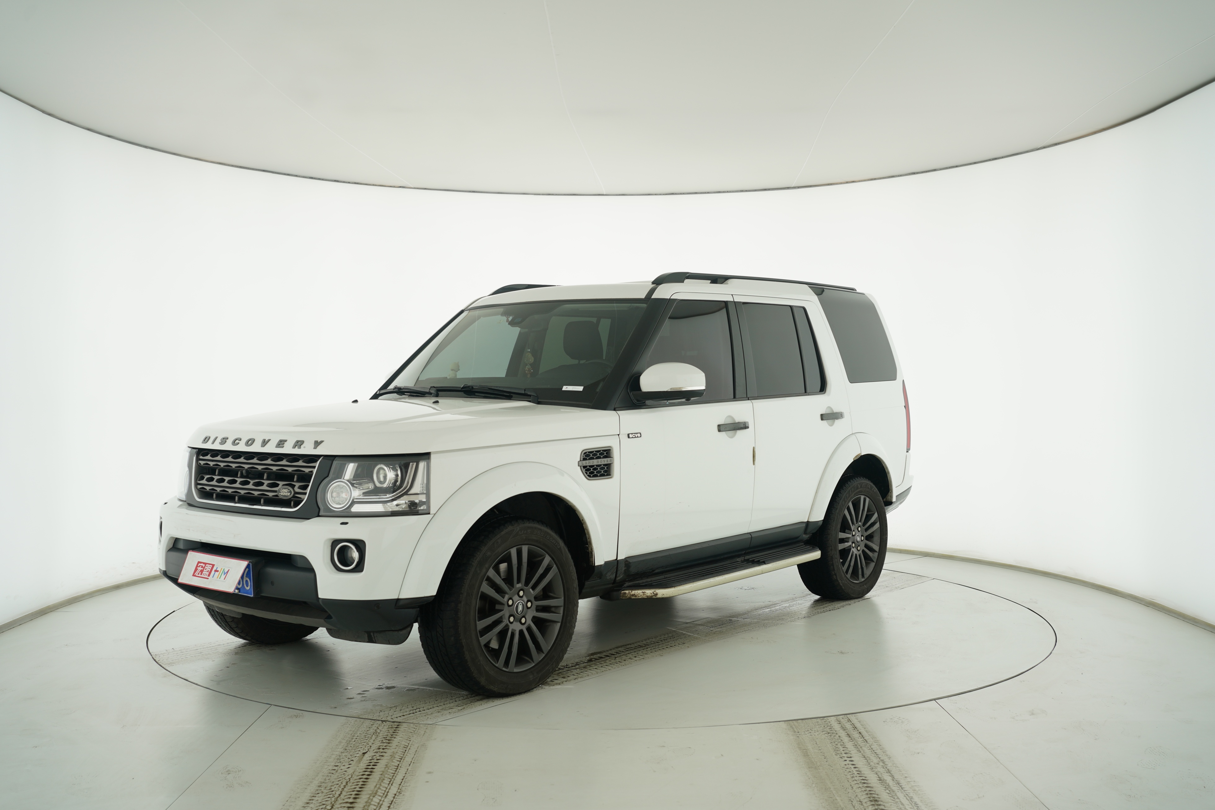 Land Rover Discovery 2015 — фото 1