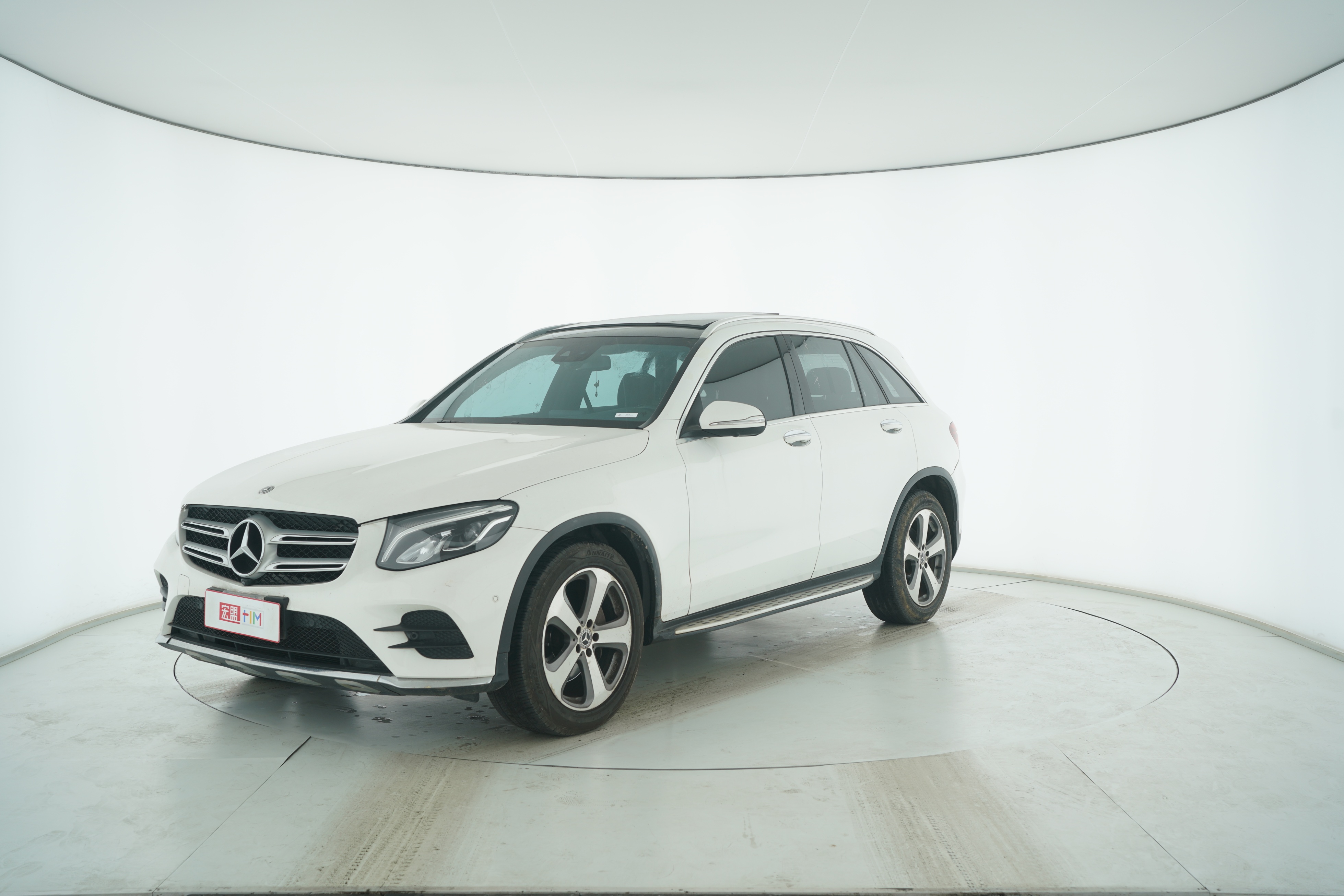 Mercedes Benz GLC 2017 — фото 1
