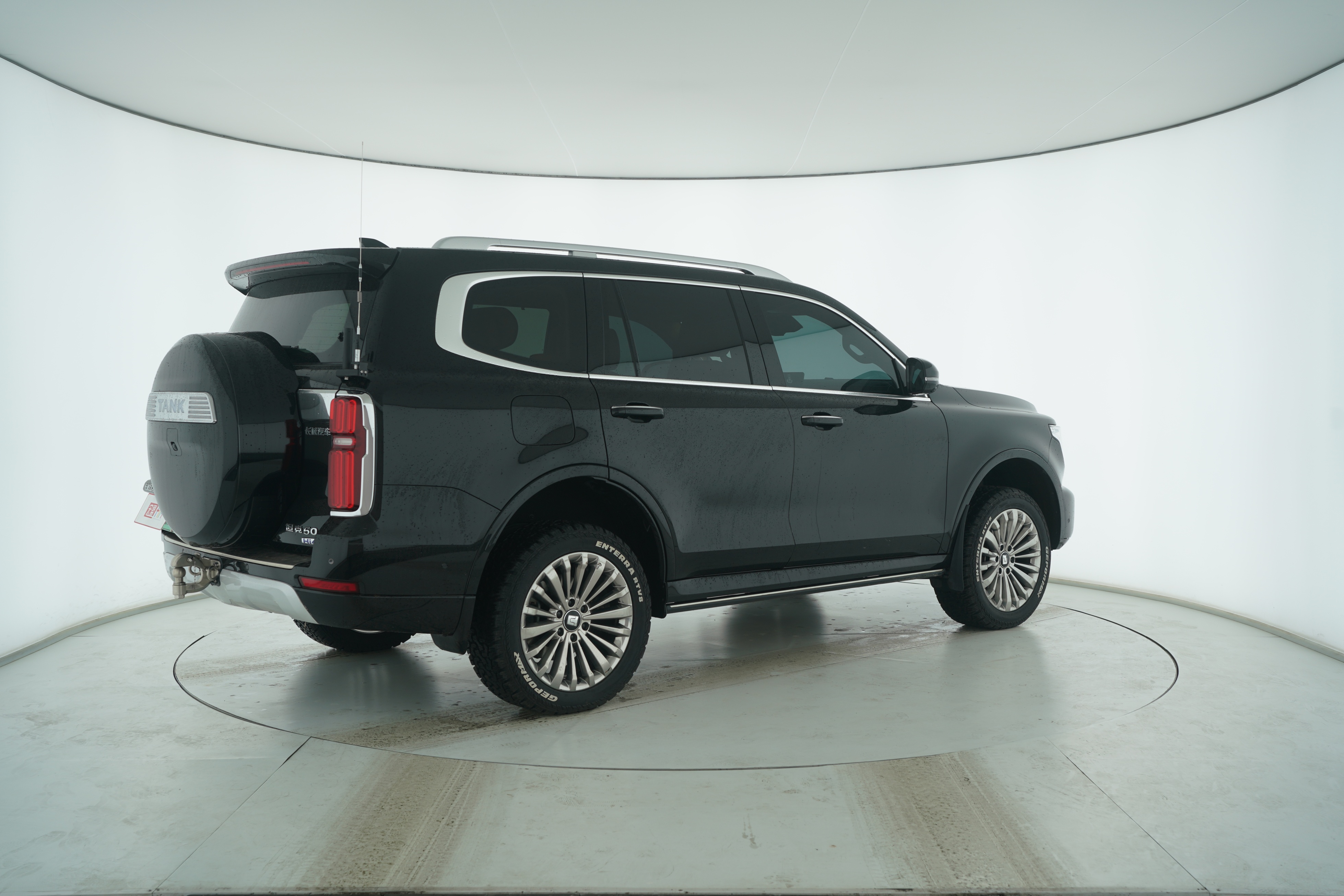 Tank 500 New Energy 2023 — фото 4