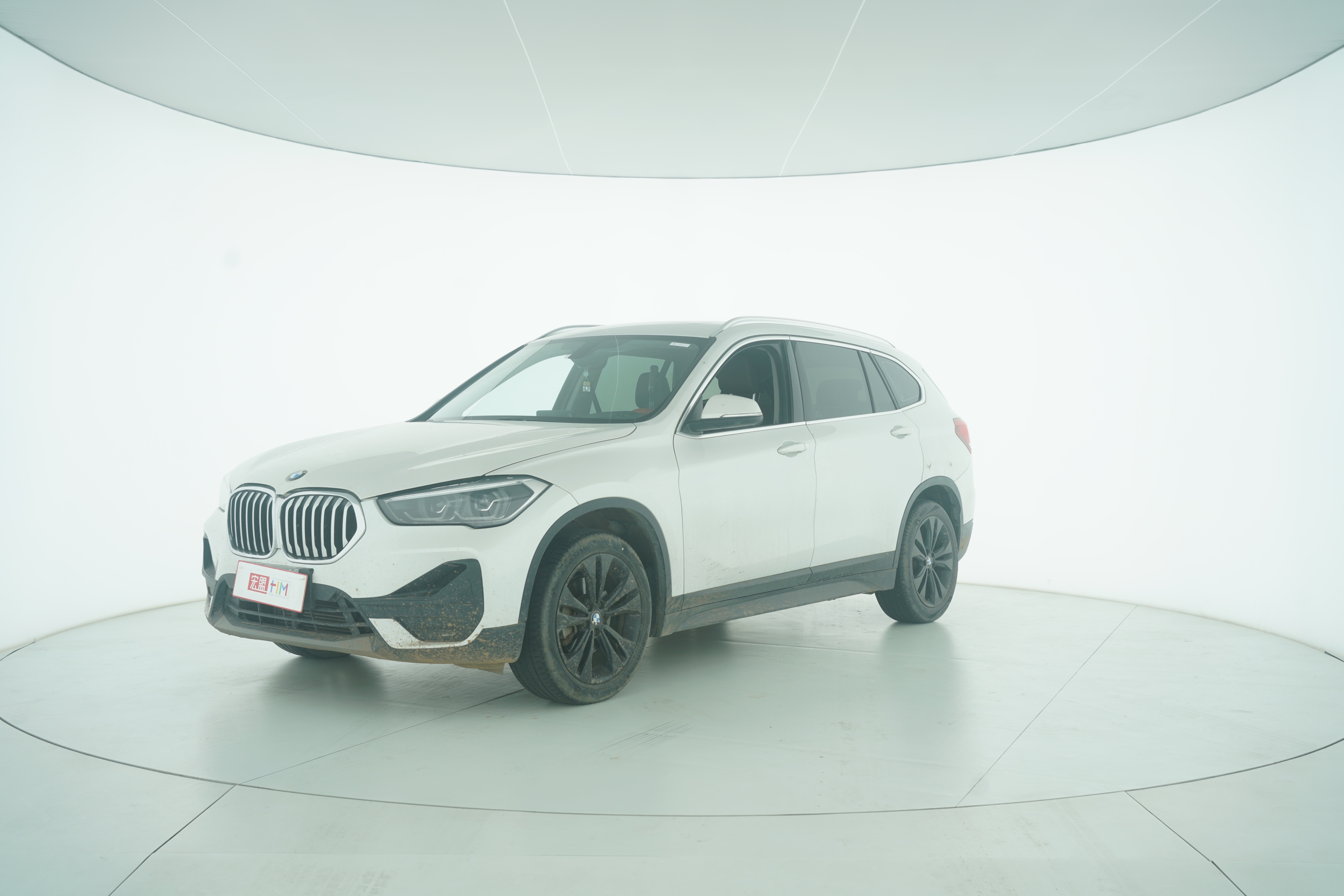 BMW X1 2021 — фото 1