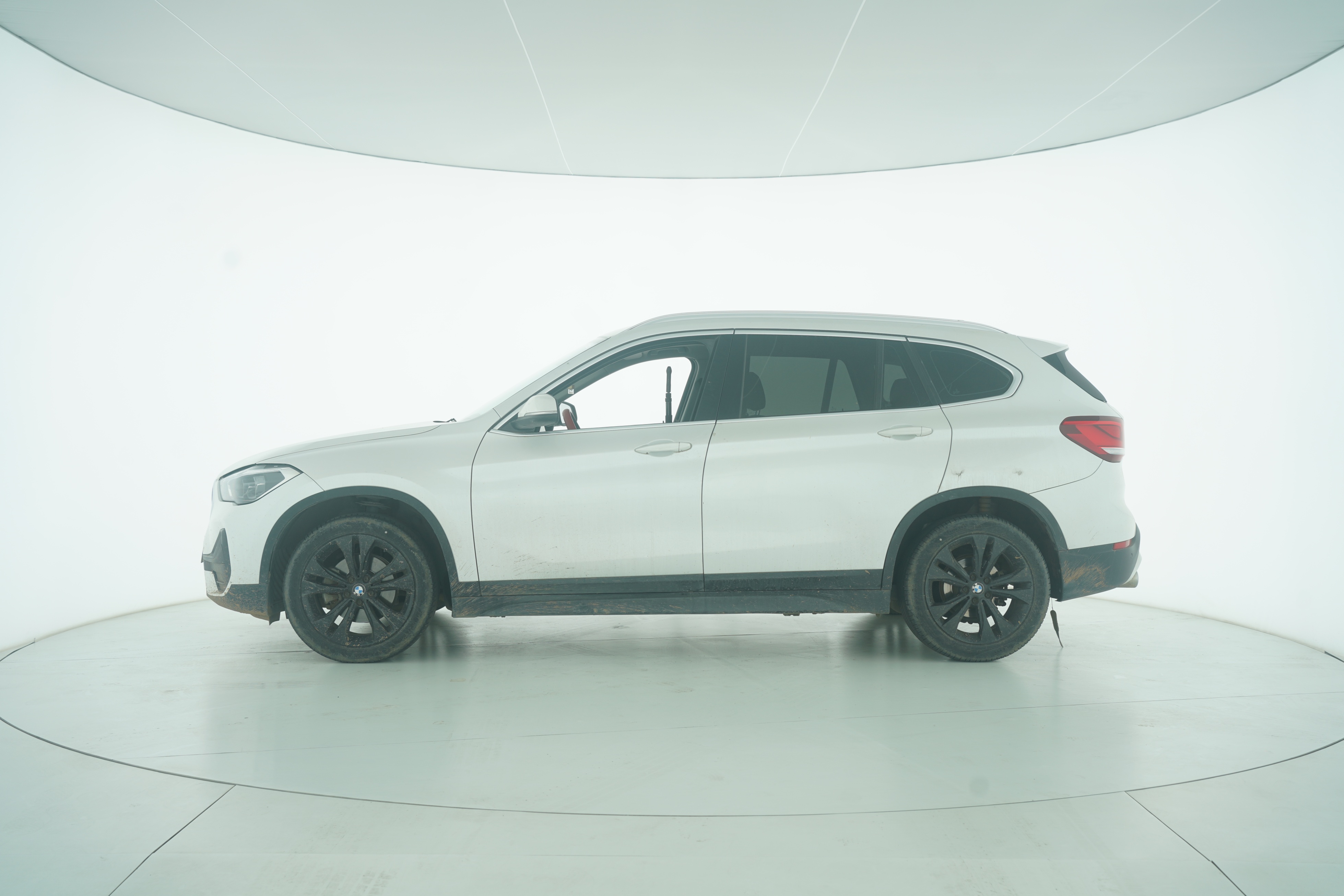 BMW X1 2021 — фото 7