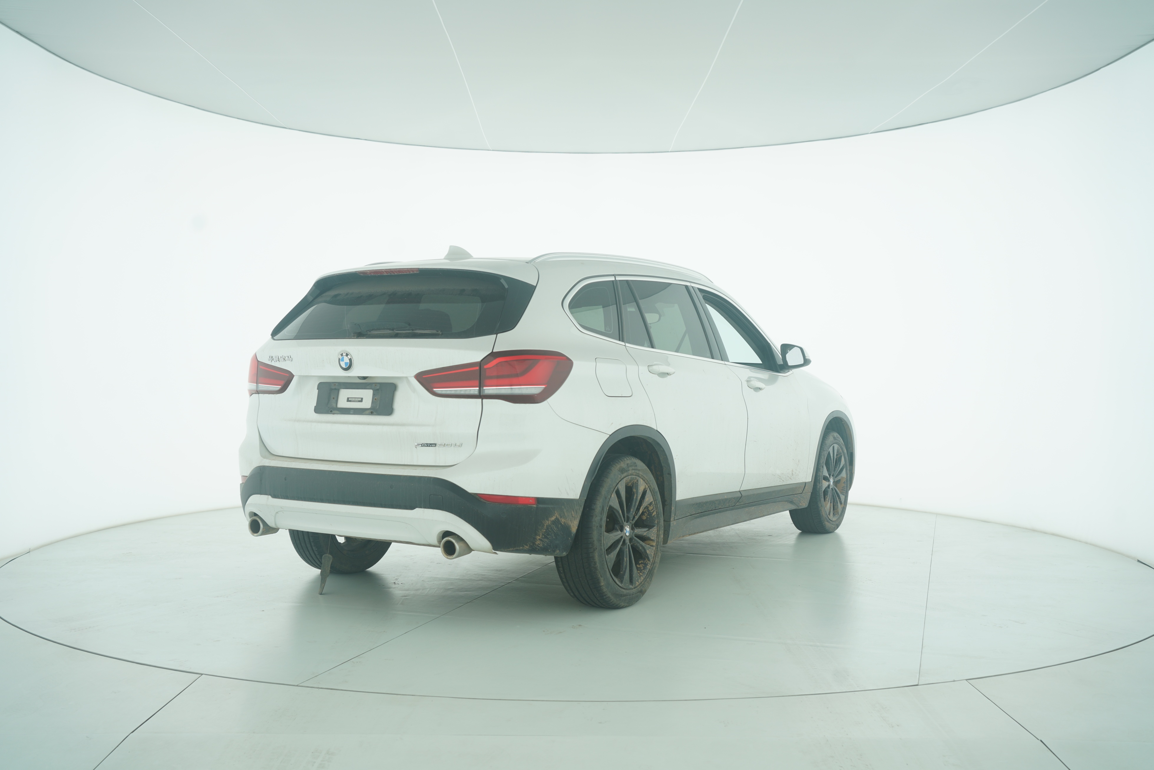 BMW X1 2021 — фото 4