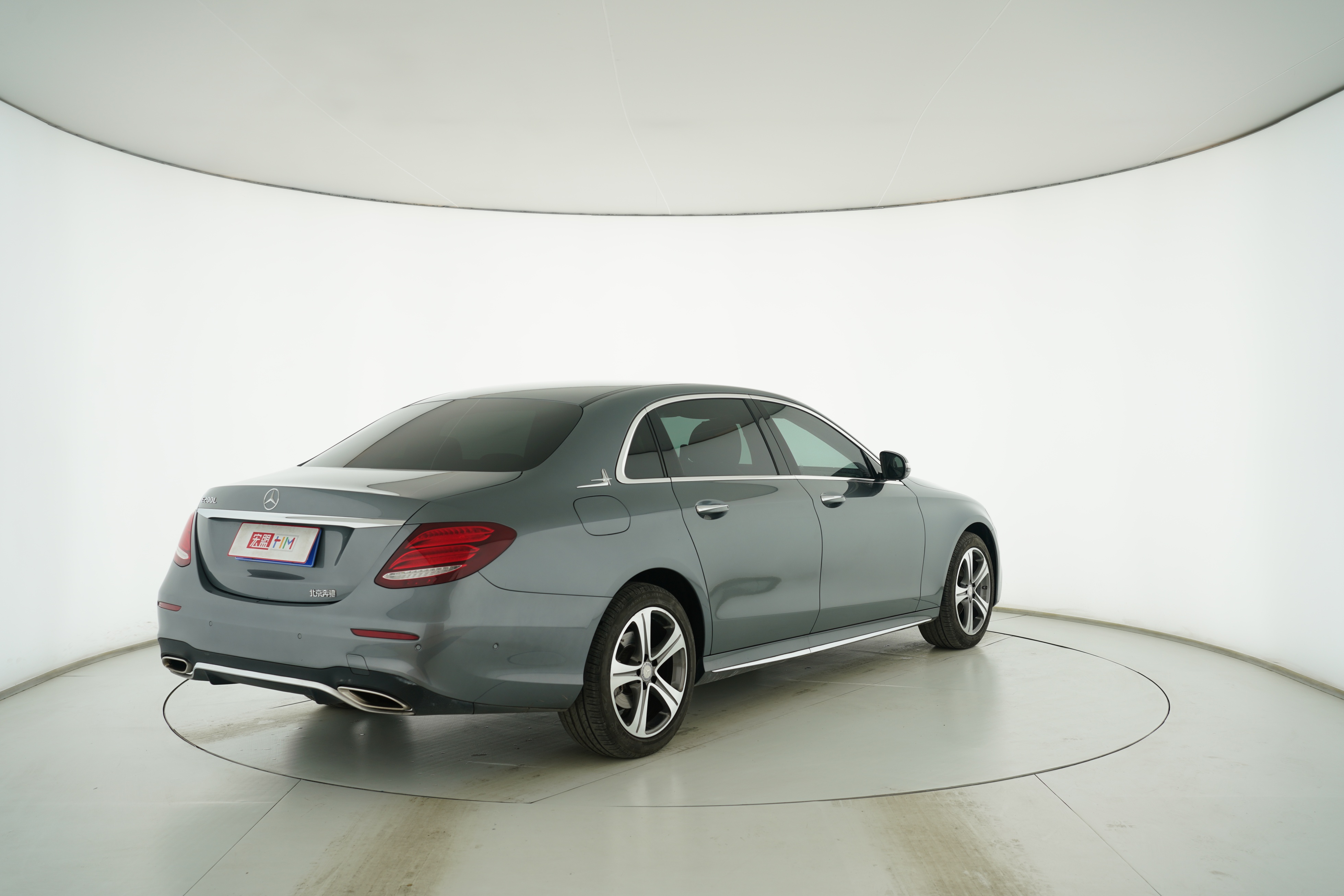 Mercedes Benz E-Class 2016 — фото 4