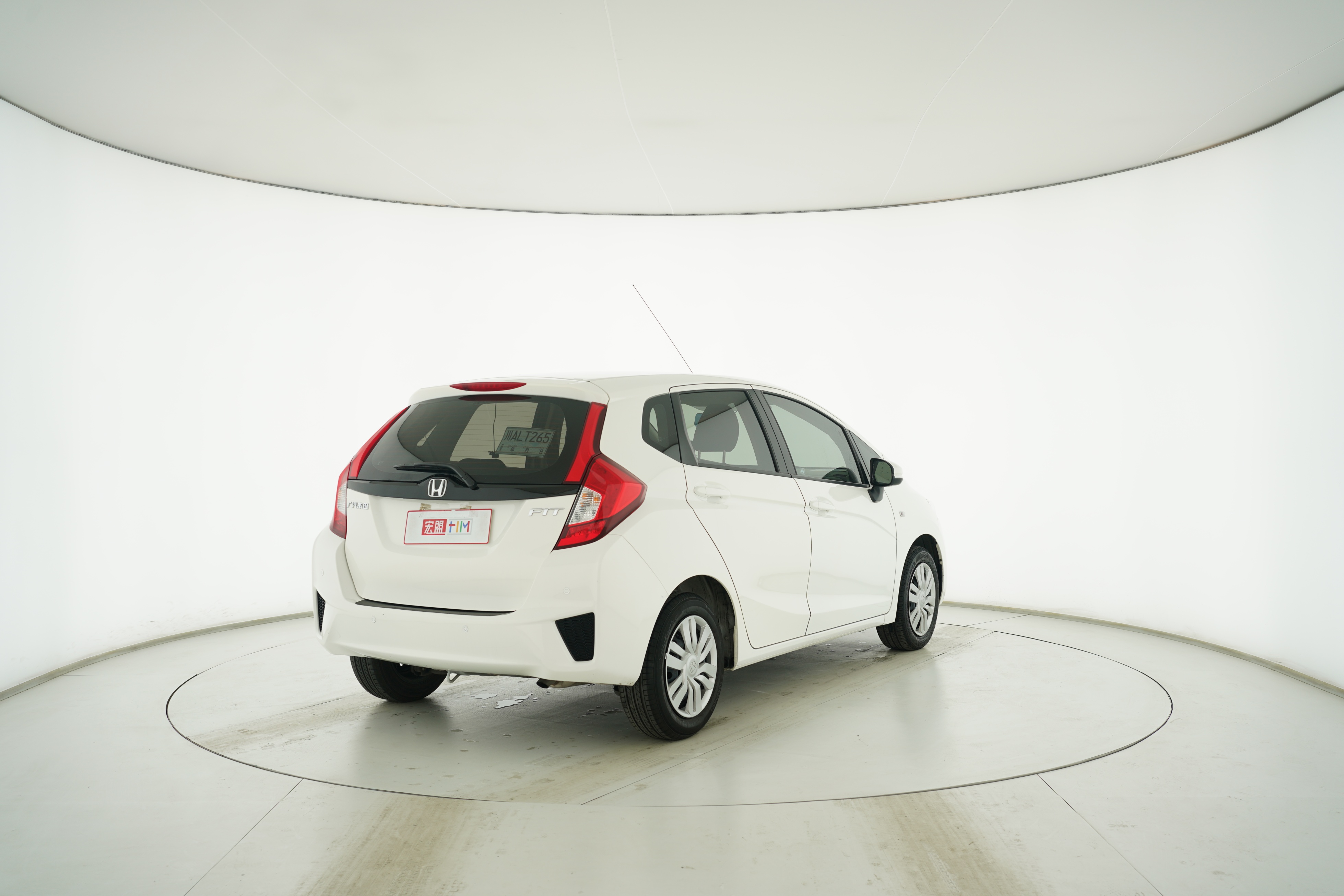 Honda "飞度" 可 以 翻 译 为 "fit" 2014 — фото 4
