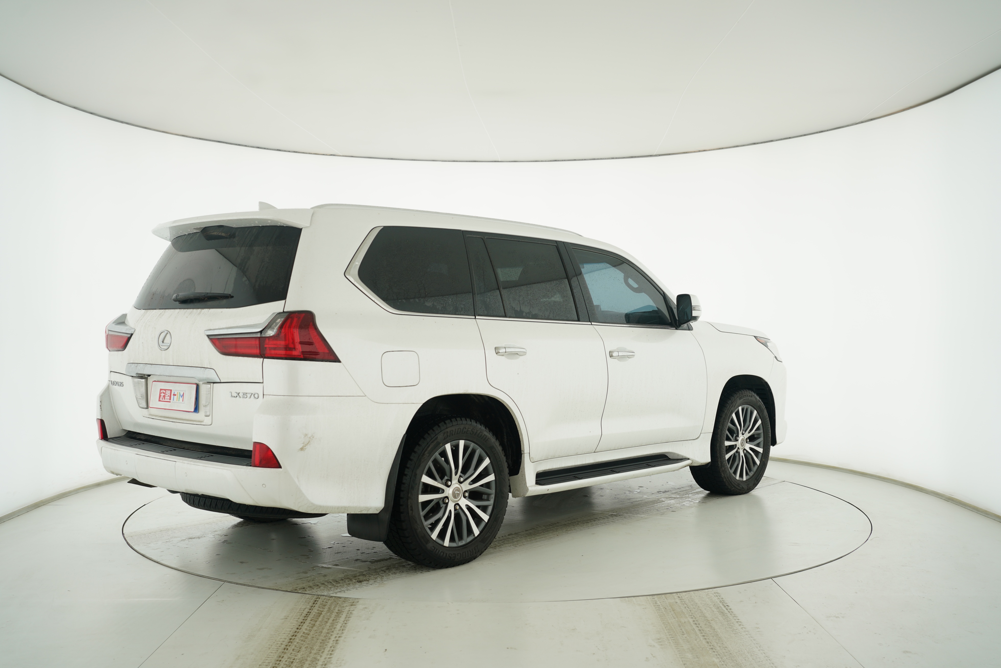 Lexus LX 2017 — фото 4
