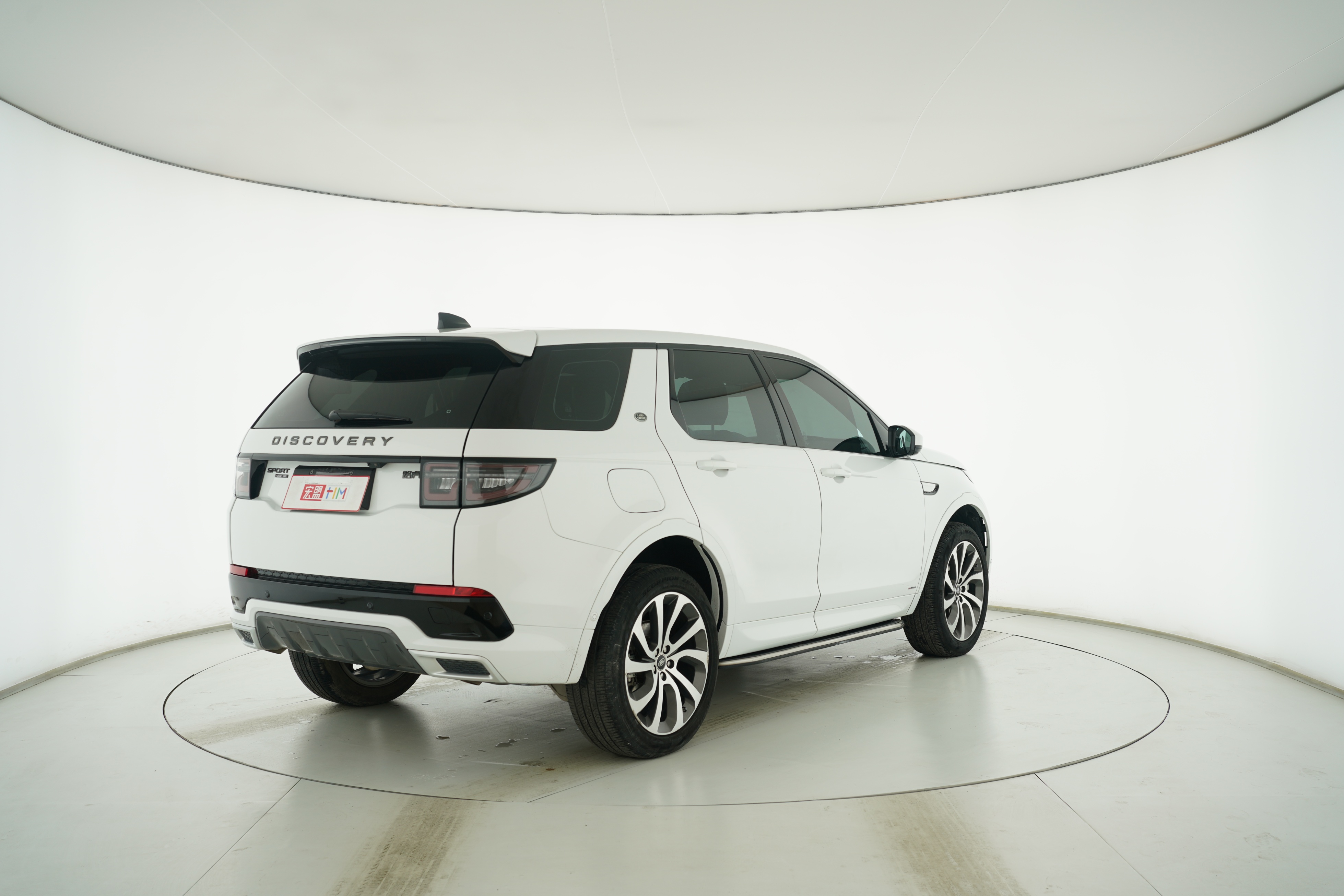 Land Rover Discover the Sports Version 2021 — фото 4
