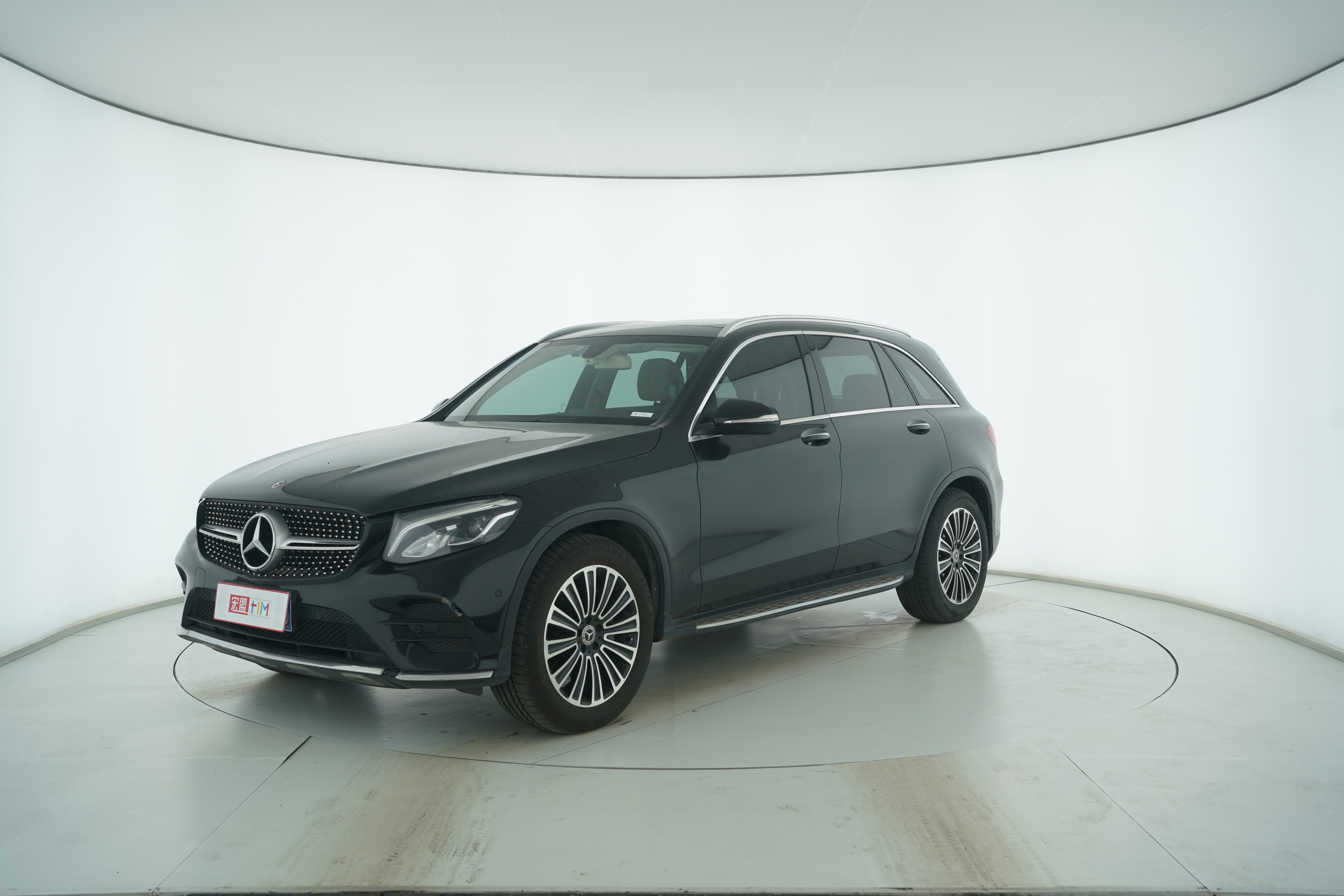 Mercedes Benz GLC 2019 — фото 1