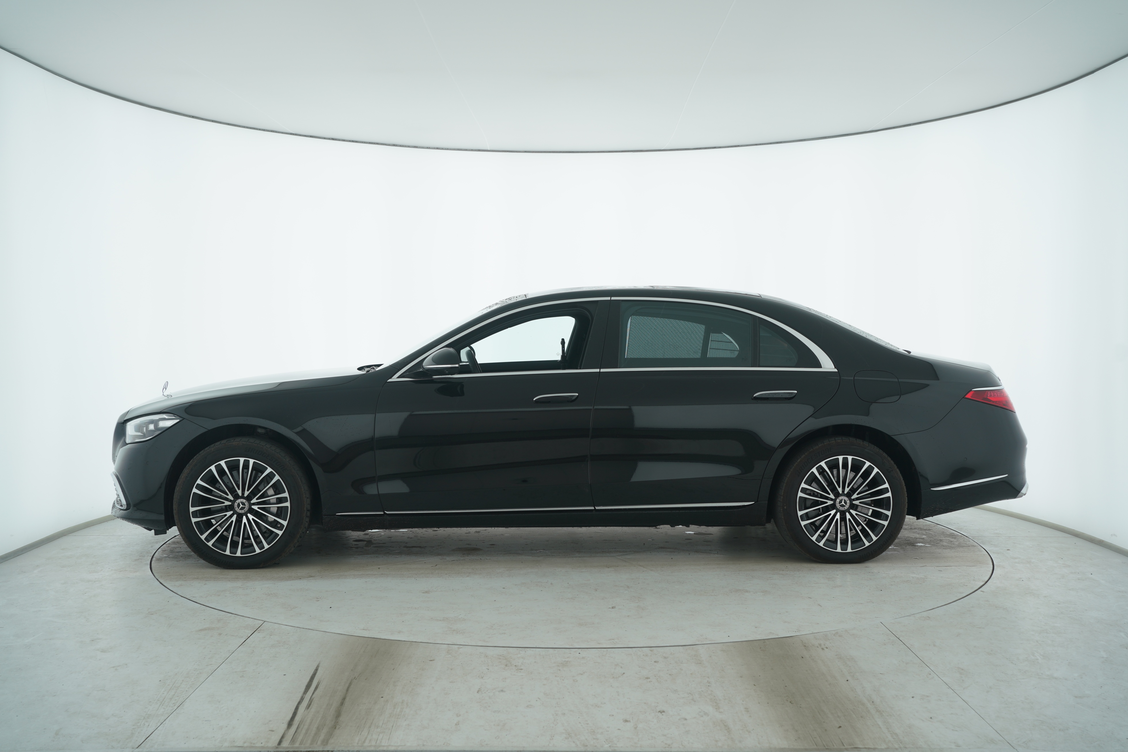 Mercedes Benz Mercedes-benz S-Class Plug-in Hybrid 2023 — фото 7