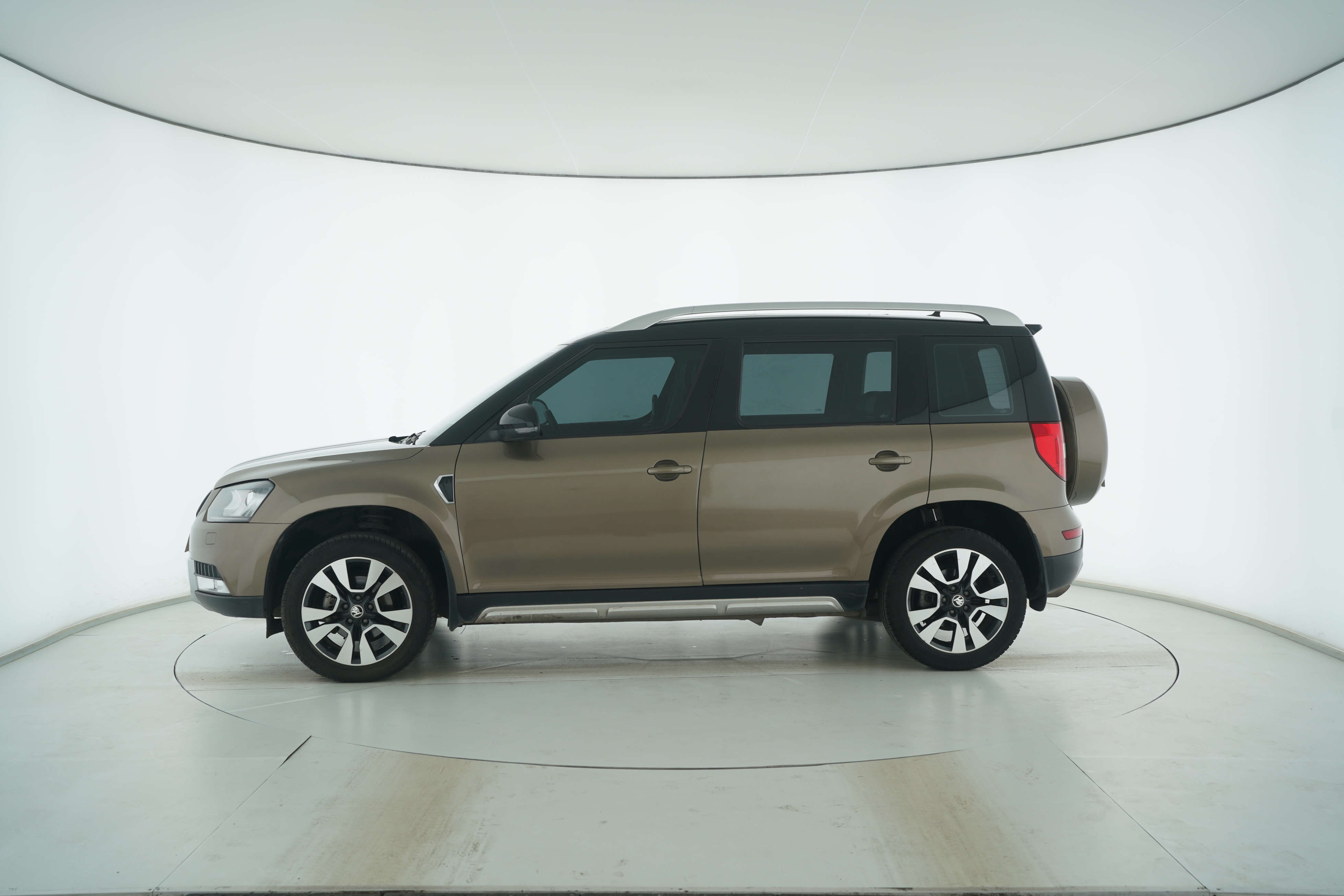 Skoda Yeti 2017 — фото 7