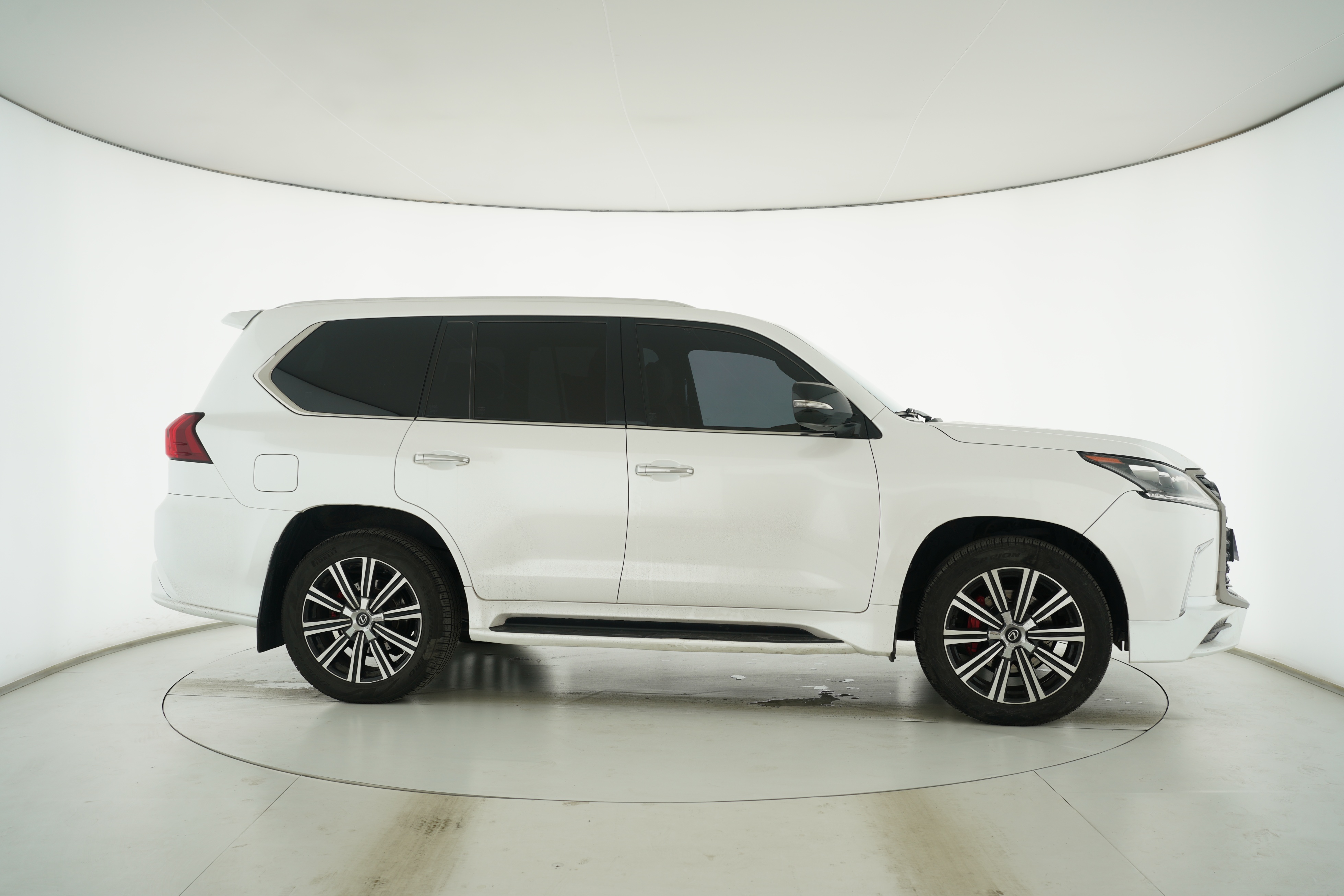 Lexus LX 2016 — фото 8