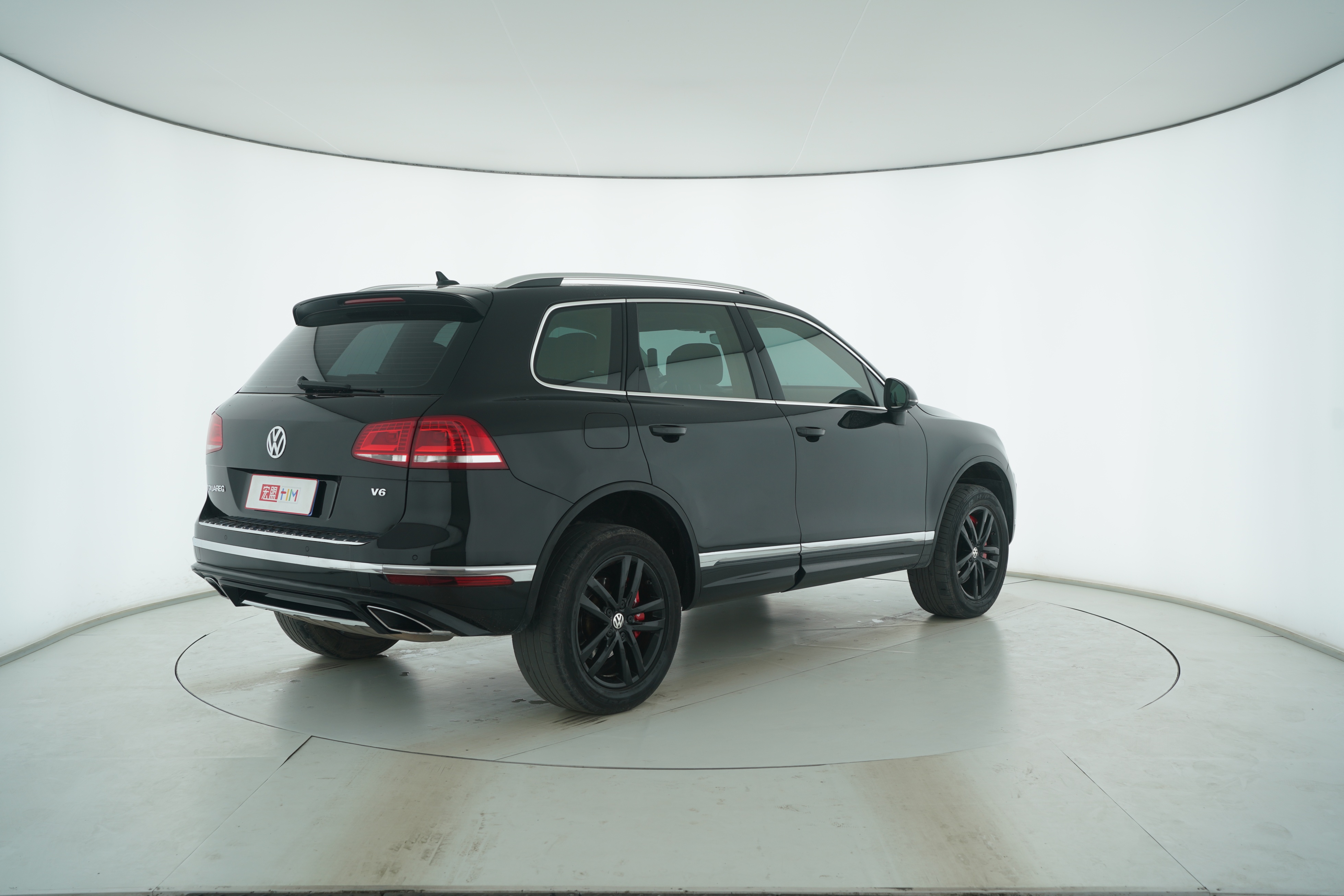 Volkswagen Touareg 2017 — фото 4